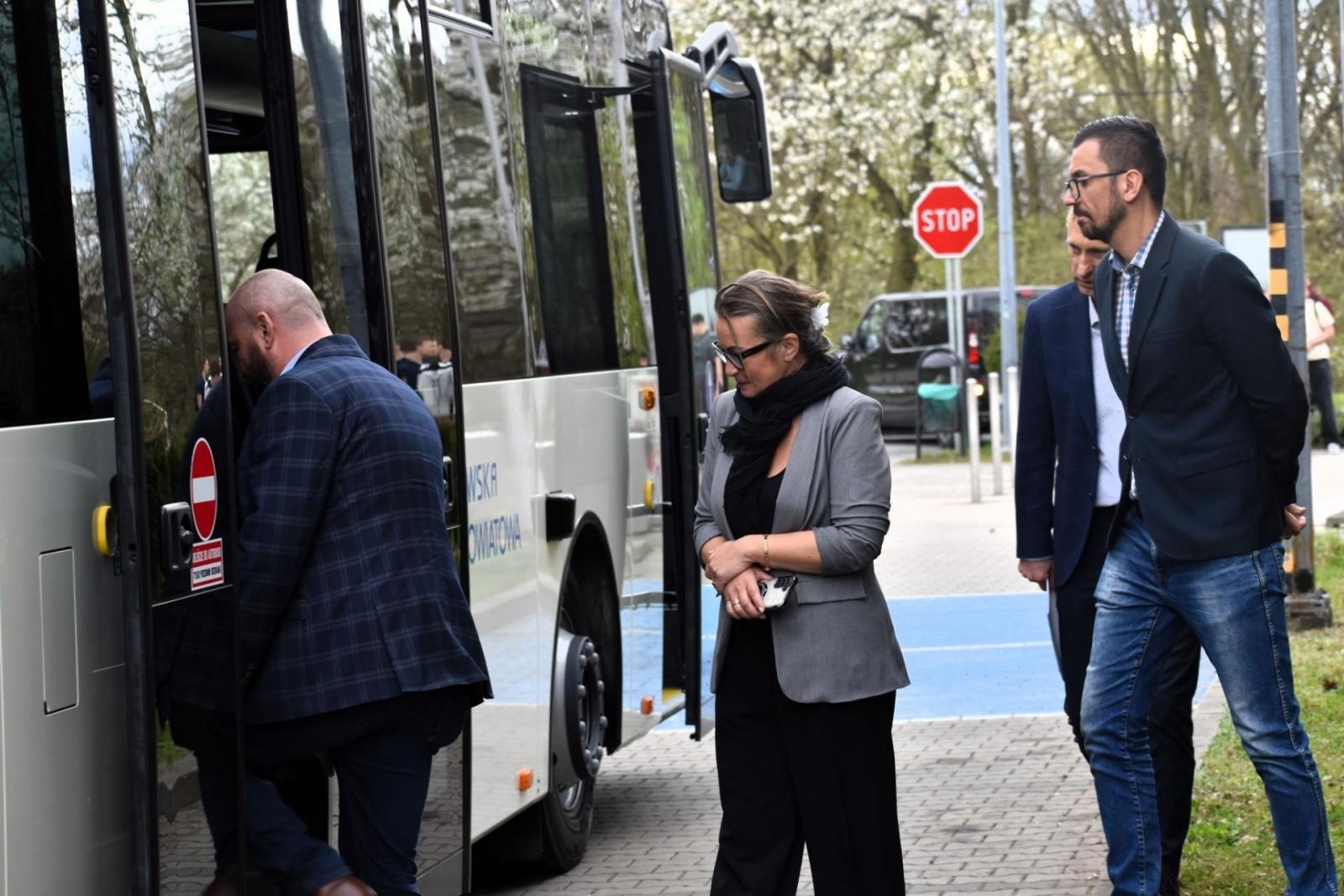 Zdjęcie w galerii na portalu naszwodzislaw.com: Wodzisławska Komunikacja Powiatowa ma nowy autobus wiadomości z regionu