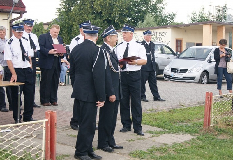 Zdjęcie w galerii na portalu naszwodzislaw.com: Zawody strażackie w Łaziskach wiadomości z regionu