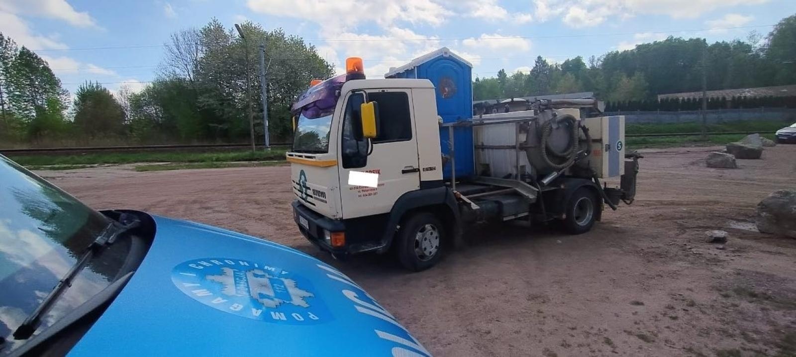 Zdjęcie w galerii na portalu naszwodzislaw.com: Miał tachograf, ale bez legalizacji. Wspólna akcja policji z Wodzisławia Śląskiego i Rybnika wiadomości z regionu