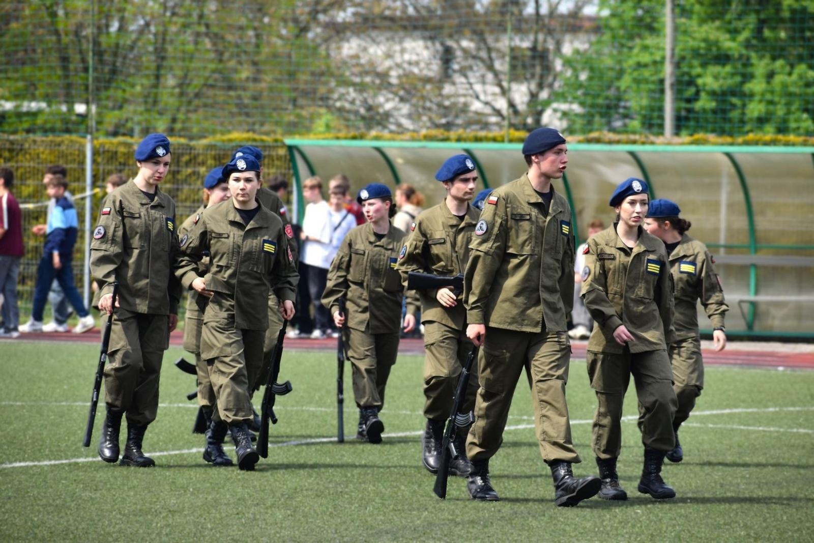 Zdjęcie w galerii na portalu naszwodzislaw.com: Powiatowe Targi Edukacyjne. Szkoły zaprezentowały swoją ofertę [FOTO i WIDEO] wiadomości z regionu