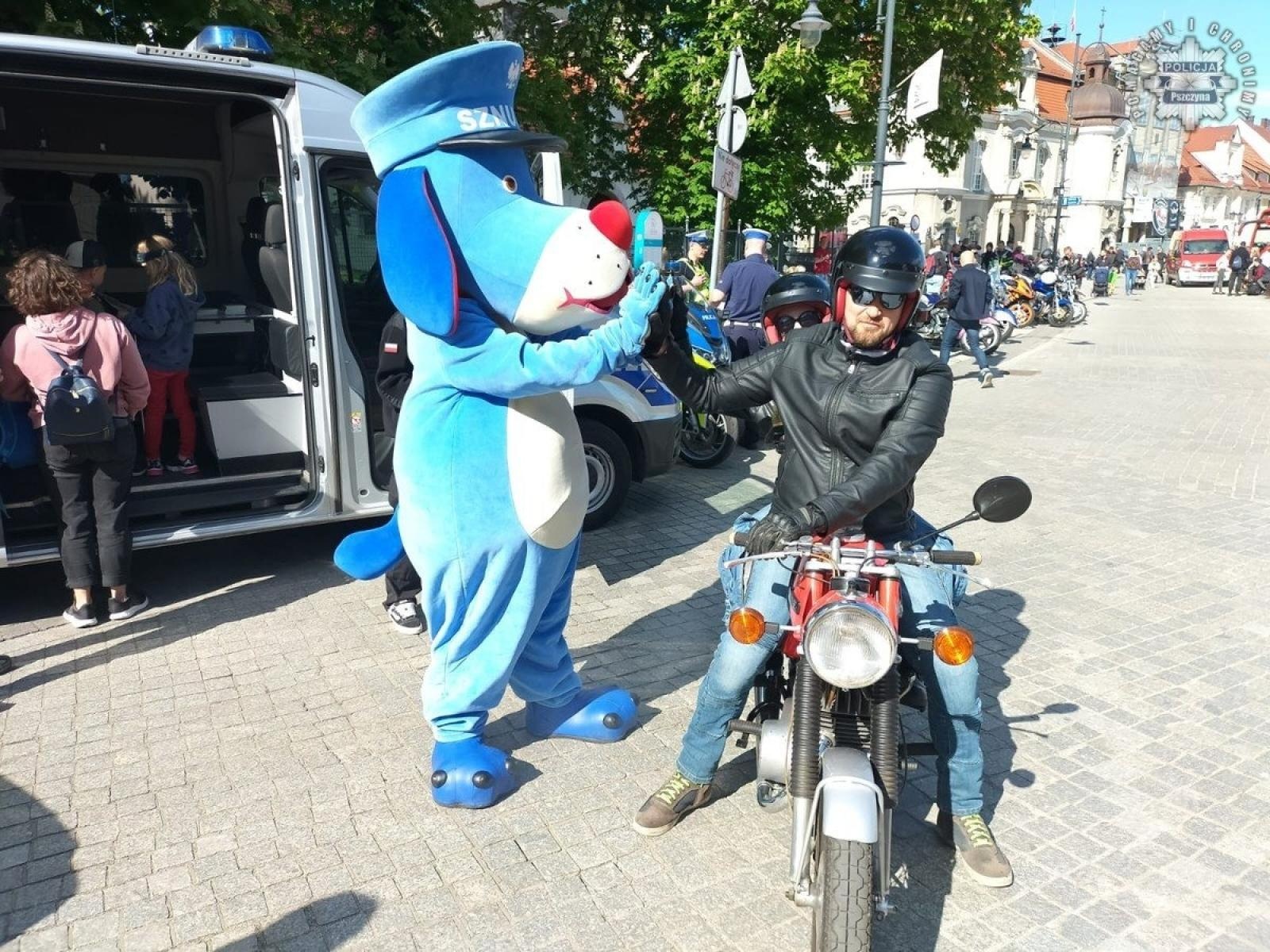 Zdjęcie w galerii na portalu naszwodzislaw.com: Motoserce w Pszczynie z udziałem policyjnych motocyklistów z wodzisławskiej policji wiadomości z regionu