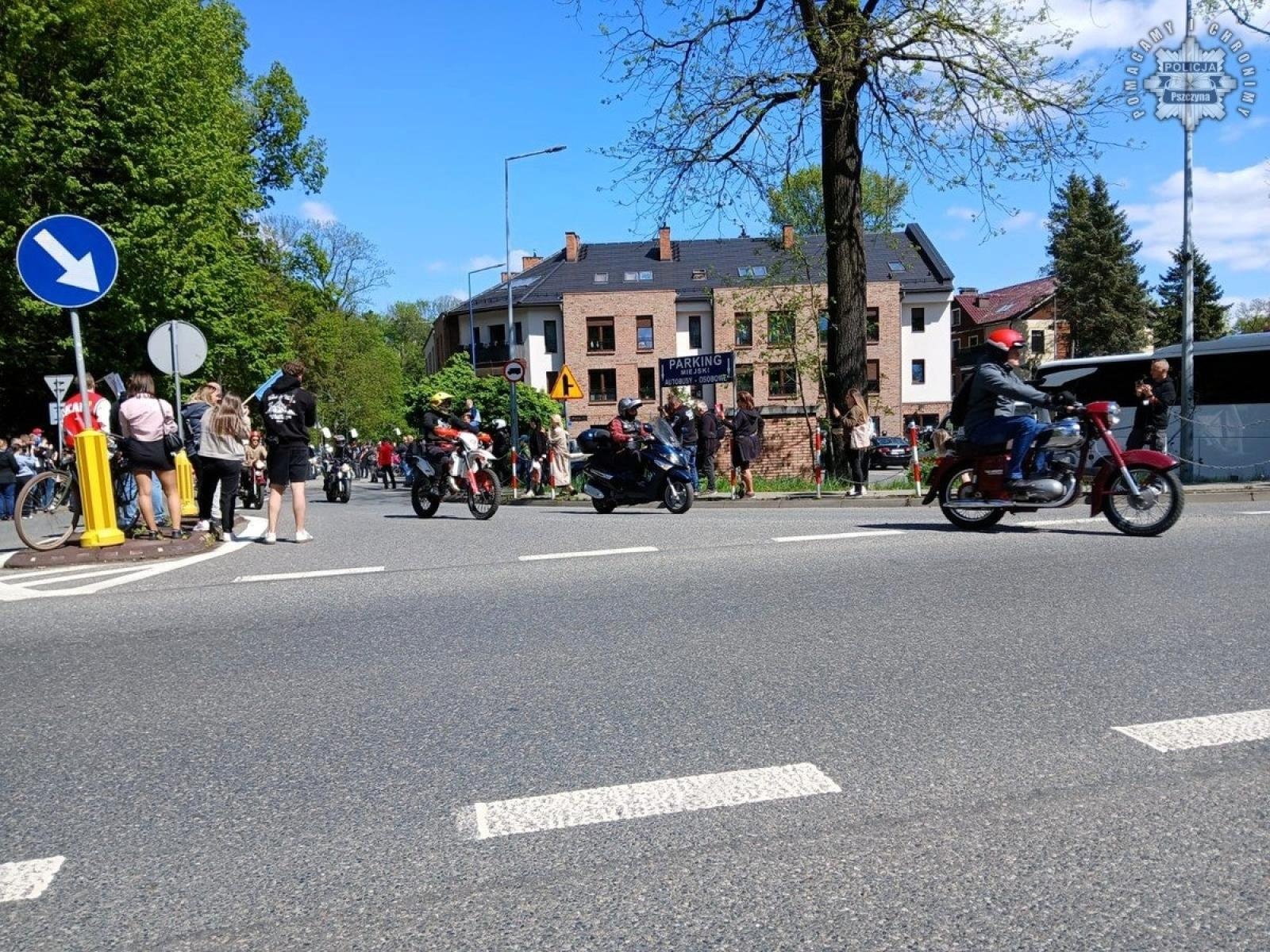 Zdjęcie w galerii na portalu naszwodzislaw.com: Motoserce w Pszczynie z udziałem policyjnych motocyklistów z wodzisławskiej policji wiadomości z regionu