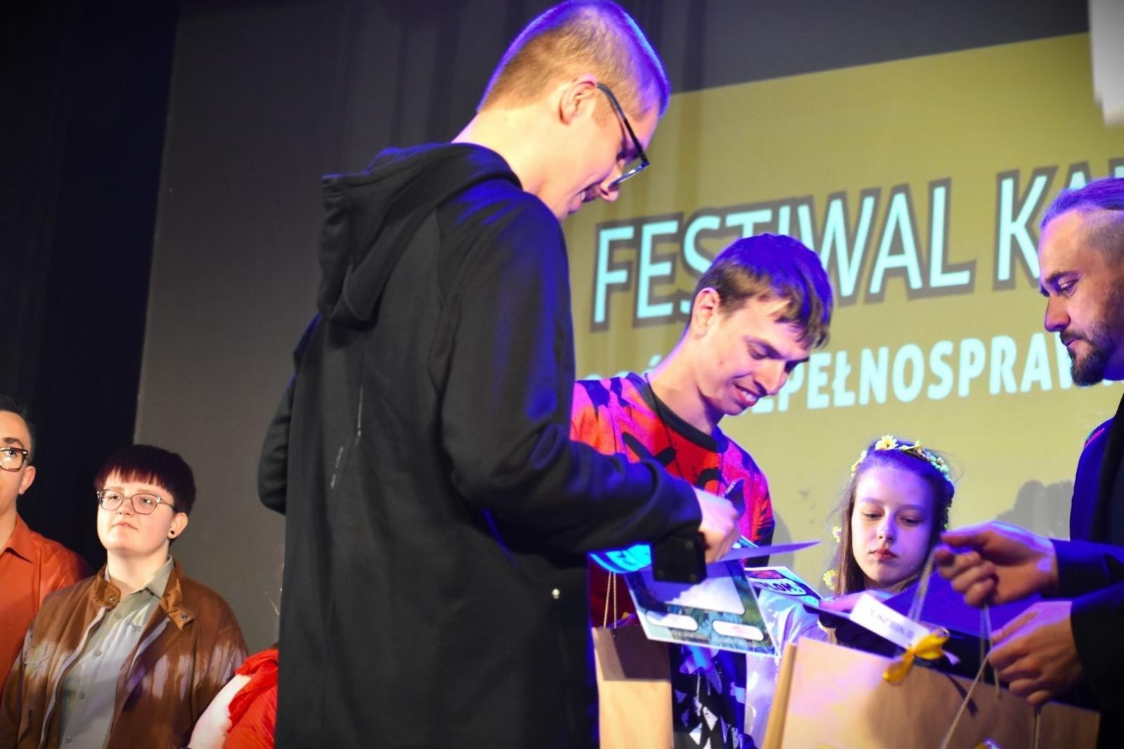 Zdjęcie w galerii na portalu naszwodzislaw.com: Muzyczna podróż do serca dżungli [FOTO] wiadomości z regionu