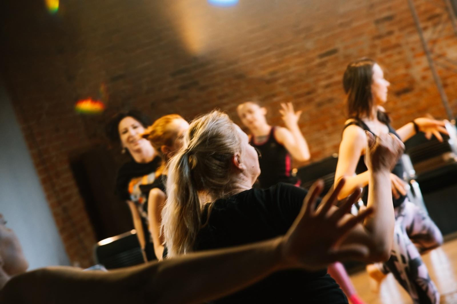 Zdjęcie w galerii na portalu naszwodzislaw.com: Za nami warsztaty tańca intuicyjnego w WCK [FOTO] wiadomości z regionu