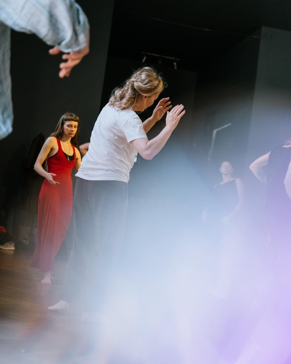 Zdjęcie w galerii na portalu naszwodzislaw.com: Za nami warsztaty tańca intuicyjnego w WCK [FOTO] wiadomości z regionu