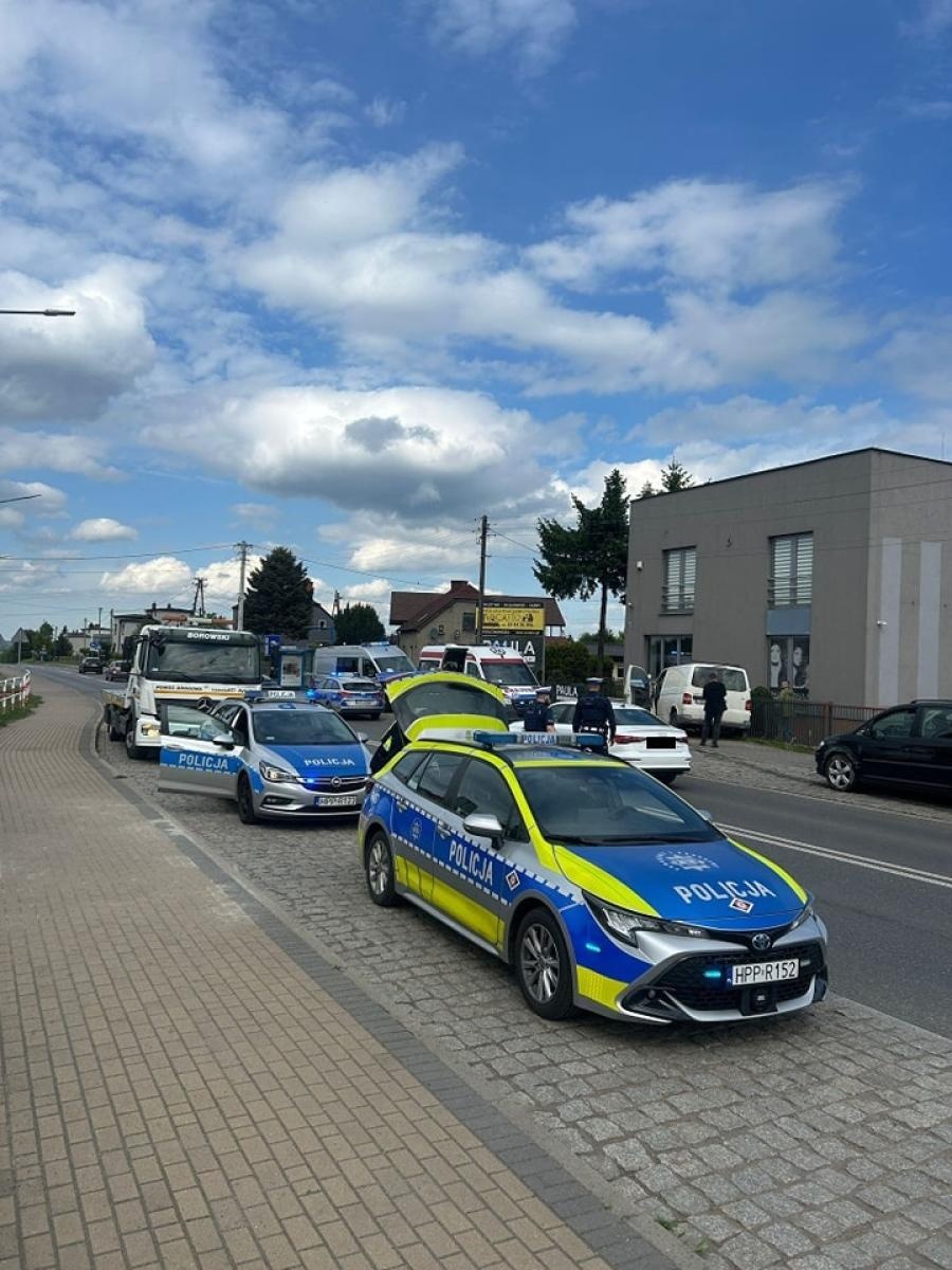 Zdjęcie w galerii na portalu naszwodzislaw.com: Niebezpieczny rajd 46-latka z Pszowa. Zatrzymany po serii kolizji i ucieczce pieszo wiadomości z regionu