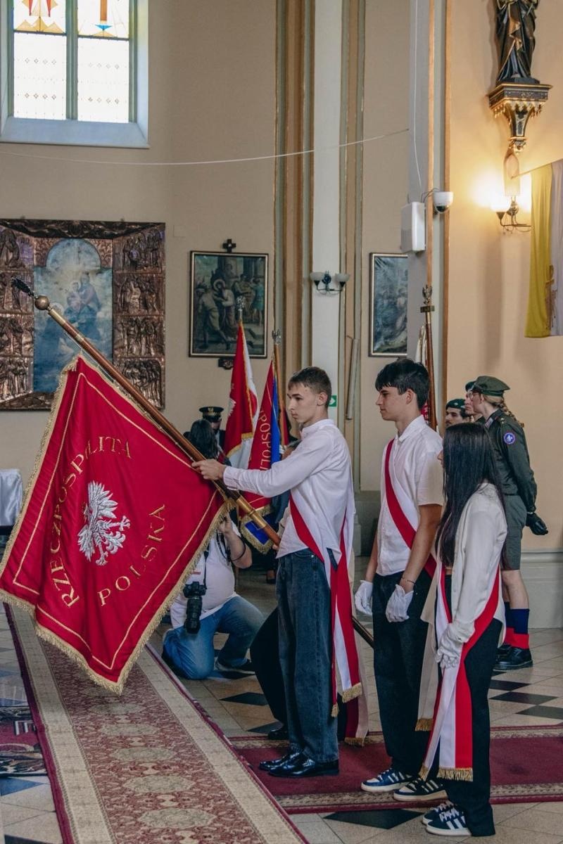 Zdjęcie w galerii na portalu naszwodzislaw.com: Święto pełne dumy, wzruszeń i pamięci. Obchody 3 Maja w Wodzisławiu Śląskim [FOTO i WIDEO] wiadomości z regionu