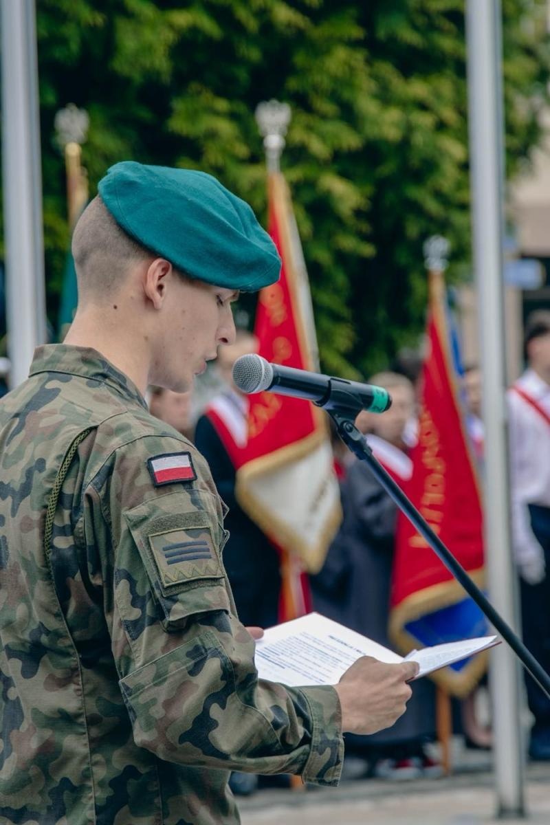 Zdjęcie w galerii na portalu naszwodzislaw.com: Święto pełne dumy, wzruszeń i pamięci. Obchody 3 Maja w Wodzisławiu Śląskim [FOTO i WIDEO] wiadomości z regionu