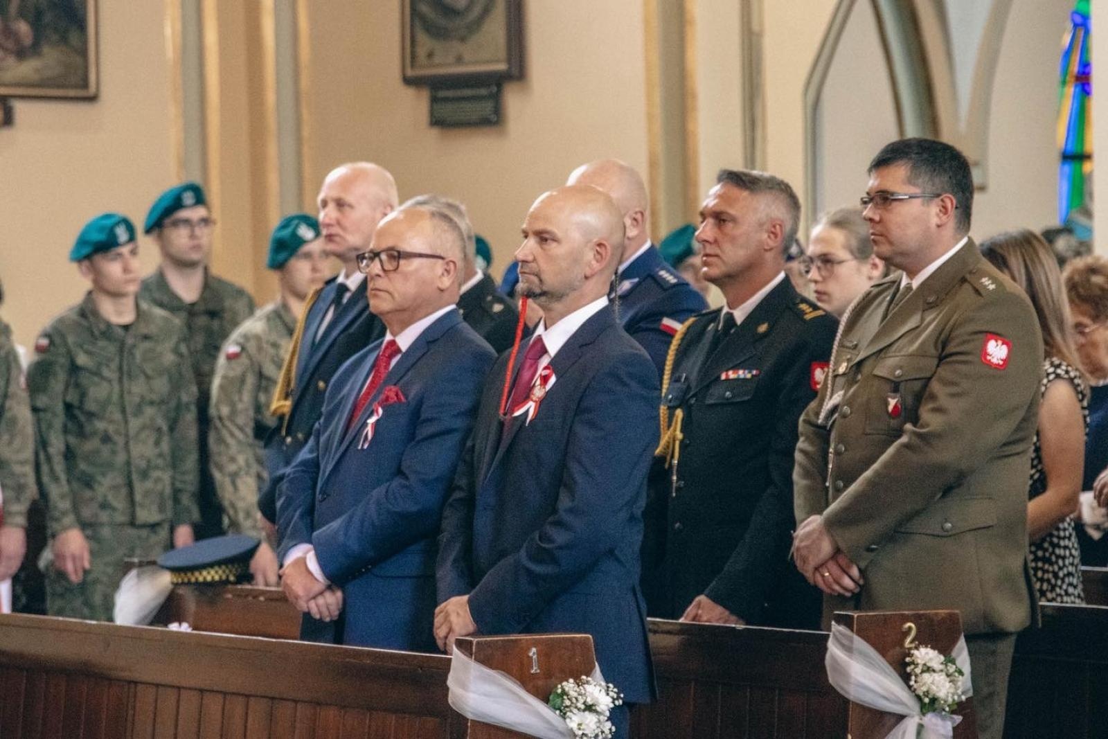 Zdjęcie w galerii na portalu naszwodzislaw.com: Święto pełne dumy, wzruszeń i pamięci. Obchody 3 Maja w Wodzisławiu Śląskim [FOTO i WIDEO] wiadomości z regionu