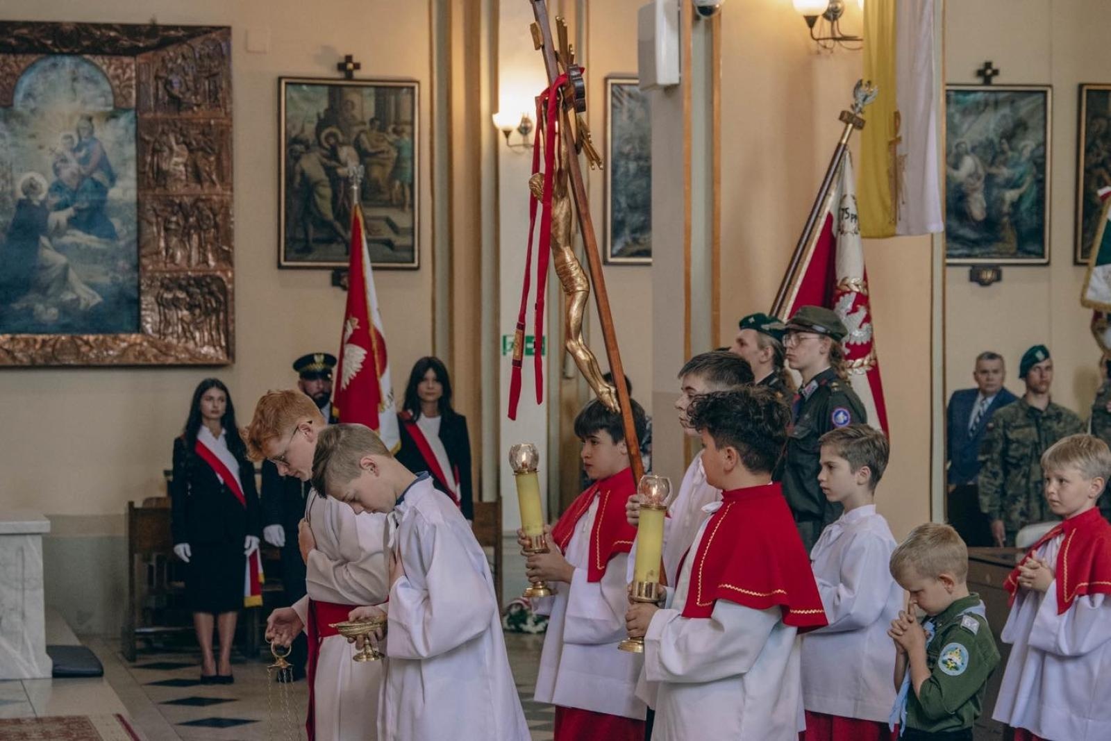 Zdjęcie w galerii na portalu naszwodzislaw.com: Święto pełne dumy, wzruszeń i pamięci. Obchody 3 Maja w Wodzisławiu Śląskim [FOTO i WIDEO] wiadomości z regionu