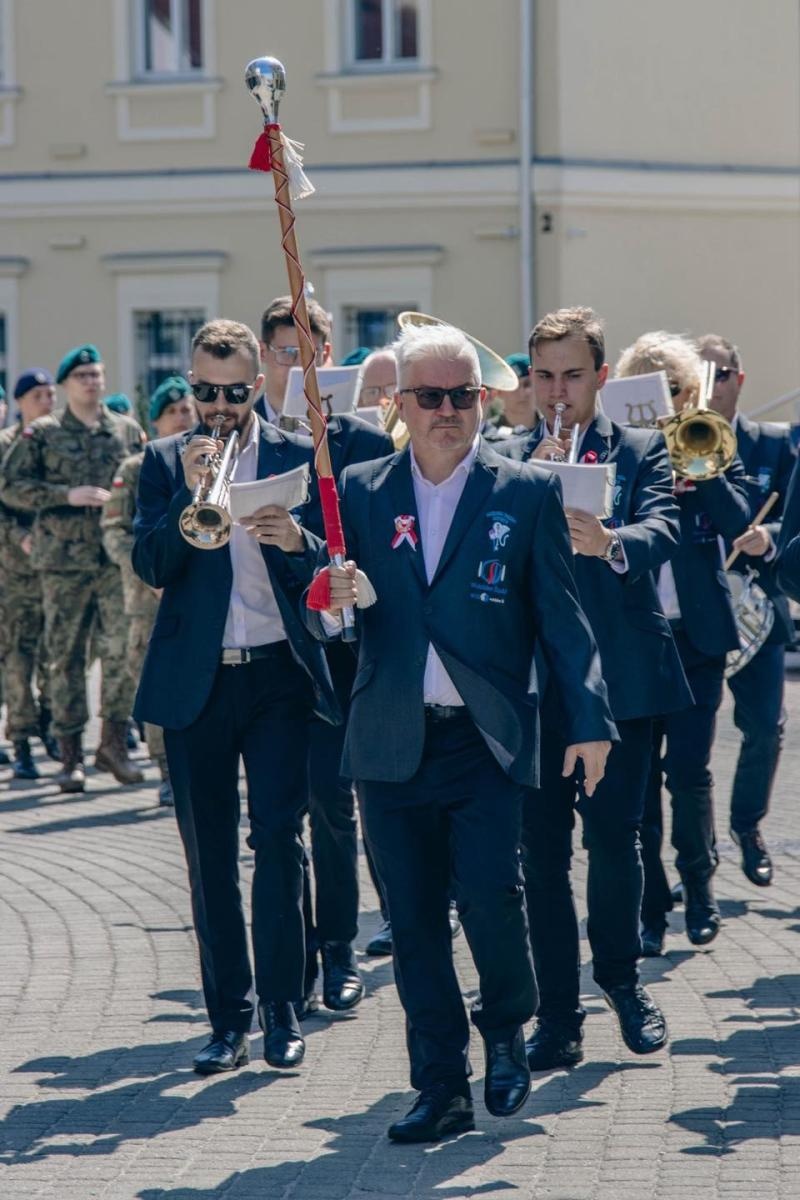 Zdjęcie w galerii na portalu naszwodzislaw.com: Święto pełne dumy, wzruszeń i pamięci. Obchody 3 Maja w Wodzisławiu Śląskim [FOTO i WIDEO] wiadomości z regionu