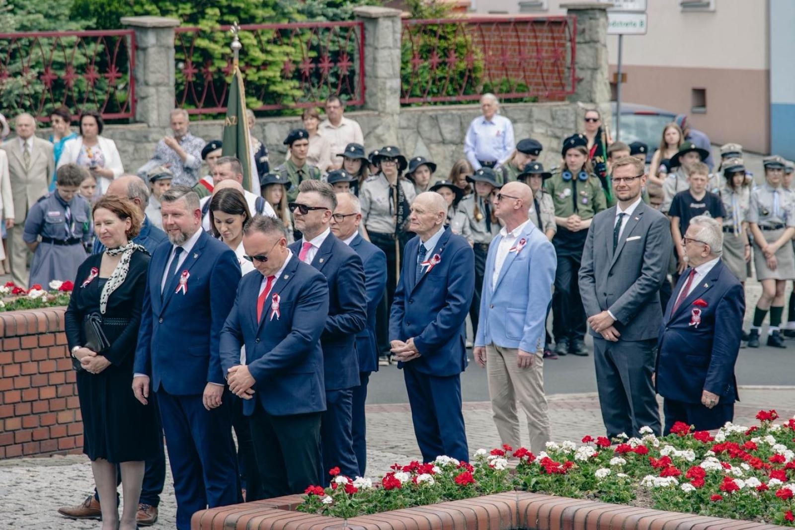 Zdjęcie w galerii na portalu naszwodzislaw.com: Święto pełne dumy, wzruszeń i pamięci. Obchody 3 Maja w Wodzisławiu Śląskim [FOTO i WIDEO] wiadomości z regionu