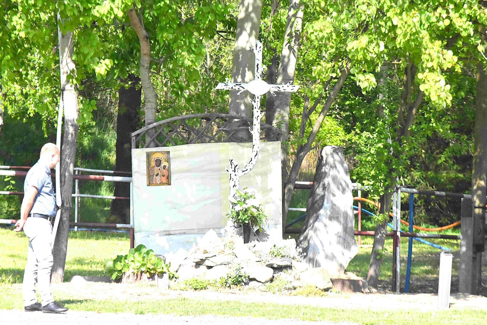 Zdjęcie w galerii na portalu naszwodzislaw.com: Maj w Gminie Godów rozpoczął się tradycyjną procesją konną wiadomości z regionu