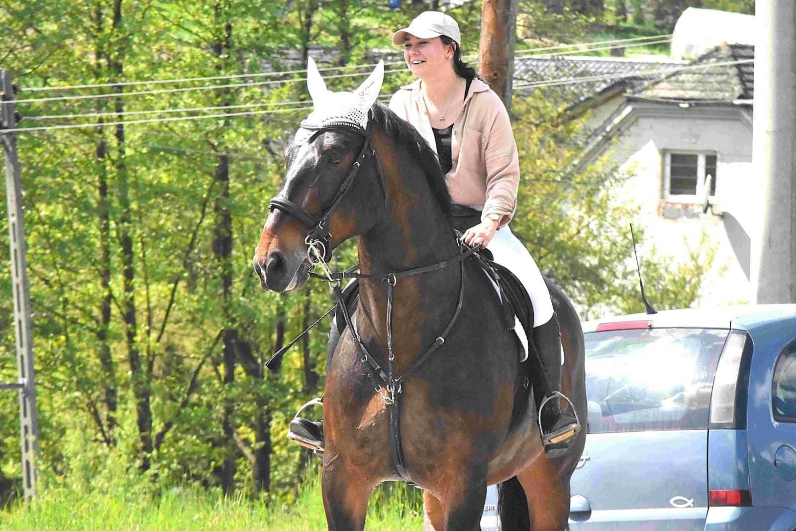 Zdjęcie w galerii na portalu naszwodzislaw.com: Maj w Gminie Godów rozpoczął się tradycyjną procesją konną wiadomości z regionu