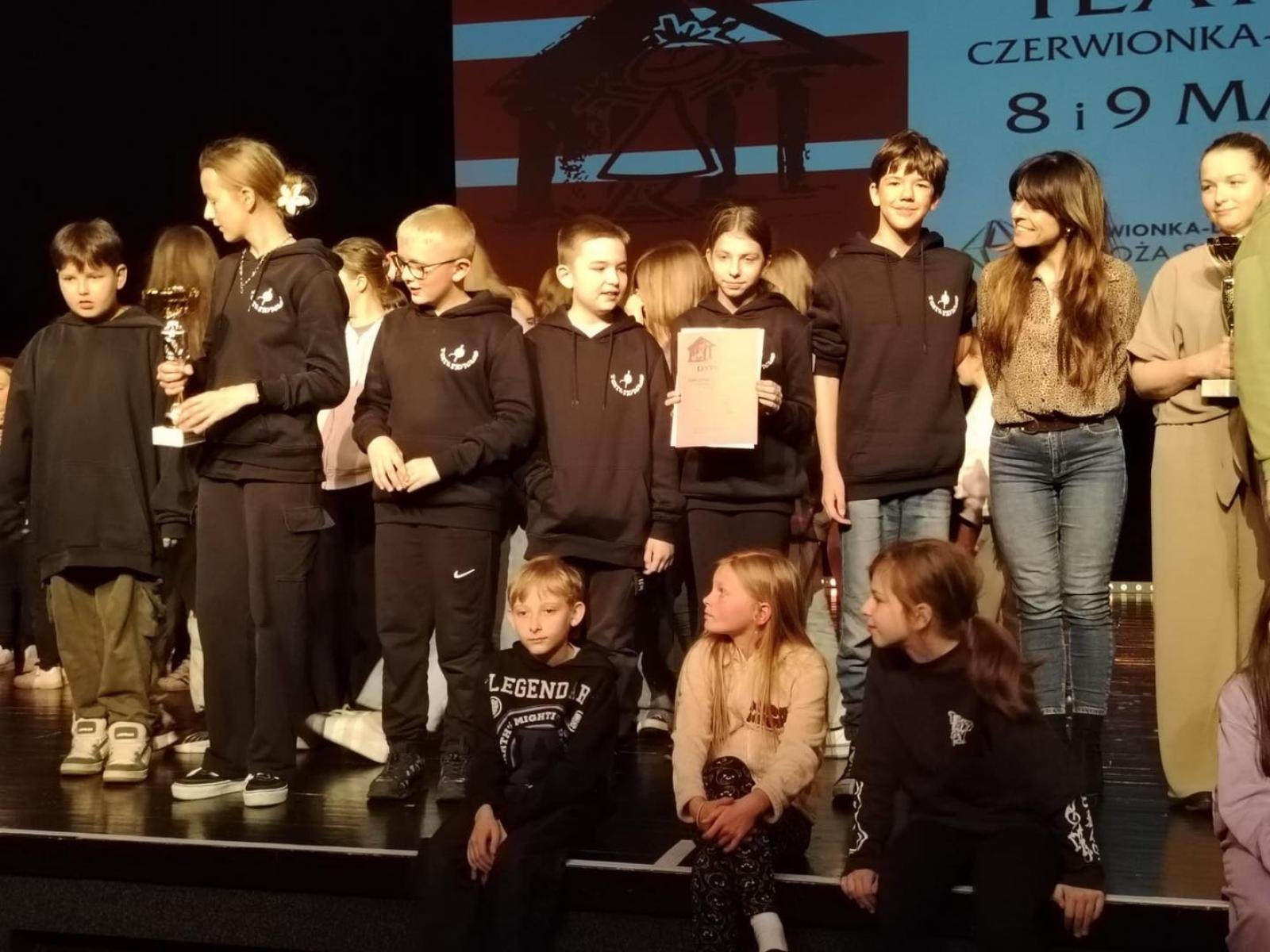 Zdjęcie w galerii na portalu naszwodzislaw.com: Teatr Szydełko zwycięzcą XXIX Ogólnopolskiego Festiwalu Teatrów Dziecięcych wiadomości z regionu