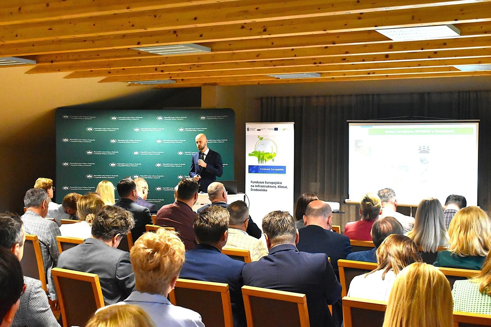 Zdjęcie w galerii na portalu naszwodzislaw.com: W Skrbeńsku dyskutowano na temat zmian klimatycznych wiadomości z regionu