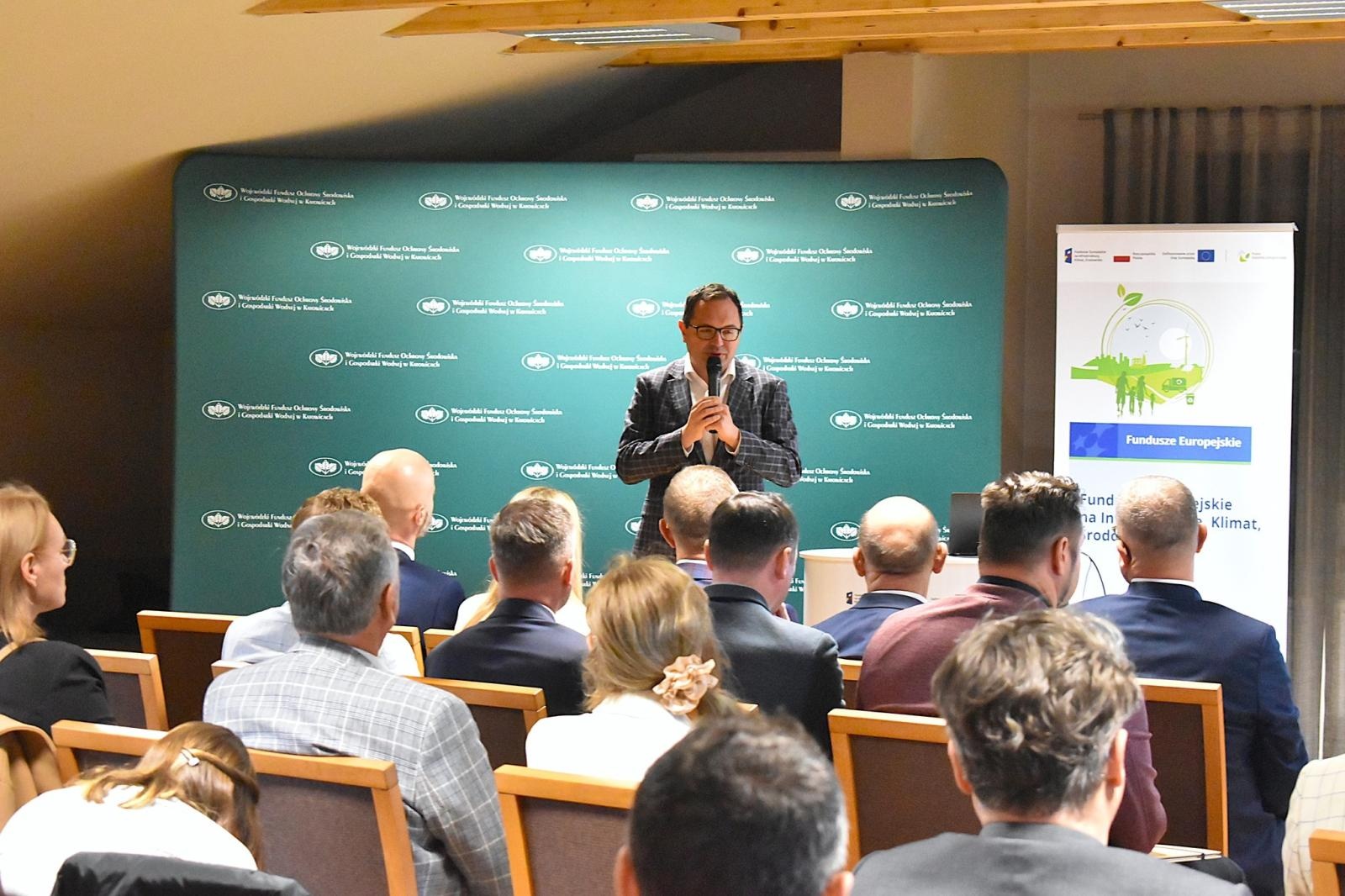 Zdjęcie w galerii na portalu naszwodzislaw.com: W Skrbeńsku dyskutowano na temat zmian klimatycznych wiadomości z regionu