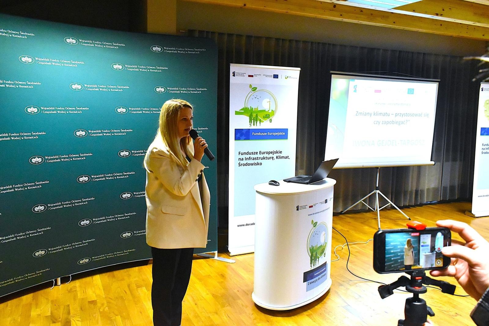 Zdjęcie w galerii na portalu naszwodzislaw.com: W Skrbeńsku dyskutowano na temat zmian klimatycznych wiadomości z regionu