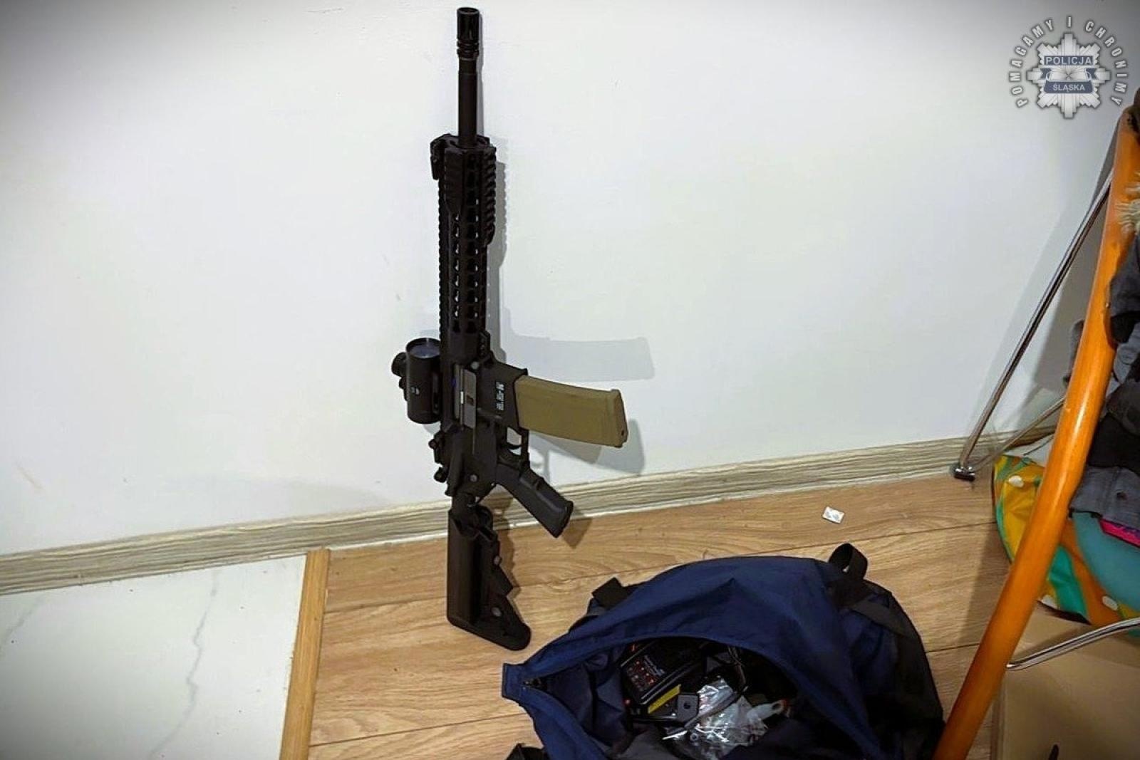 Zdjęcie w galerii na portalu naszwodzislaw.com: Śląska policja rozbiła gang działający na międzynarodową skalę wiadomości z regionu