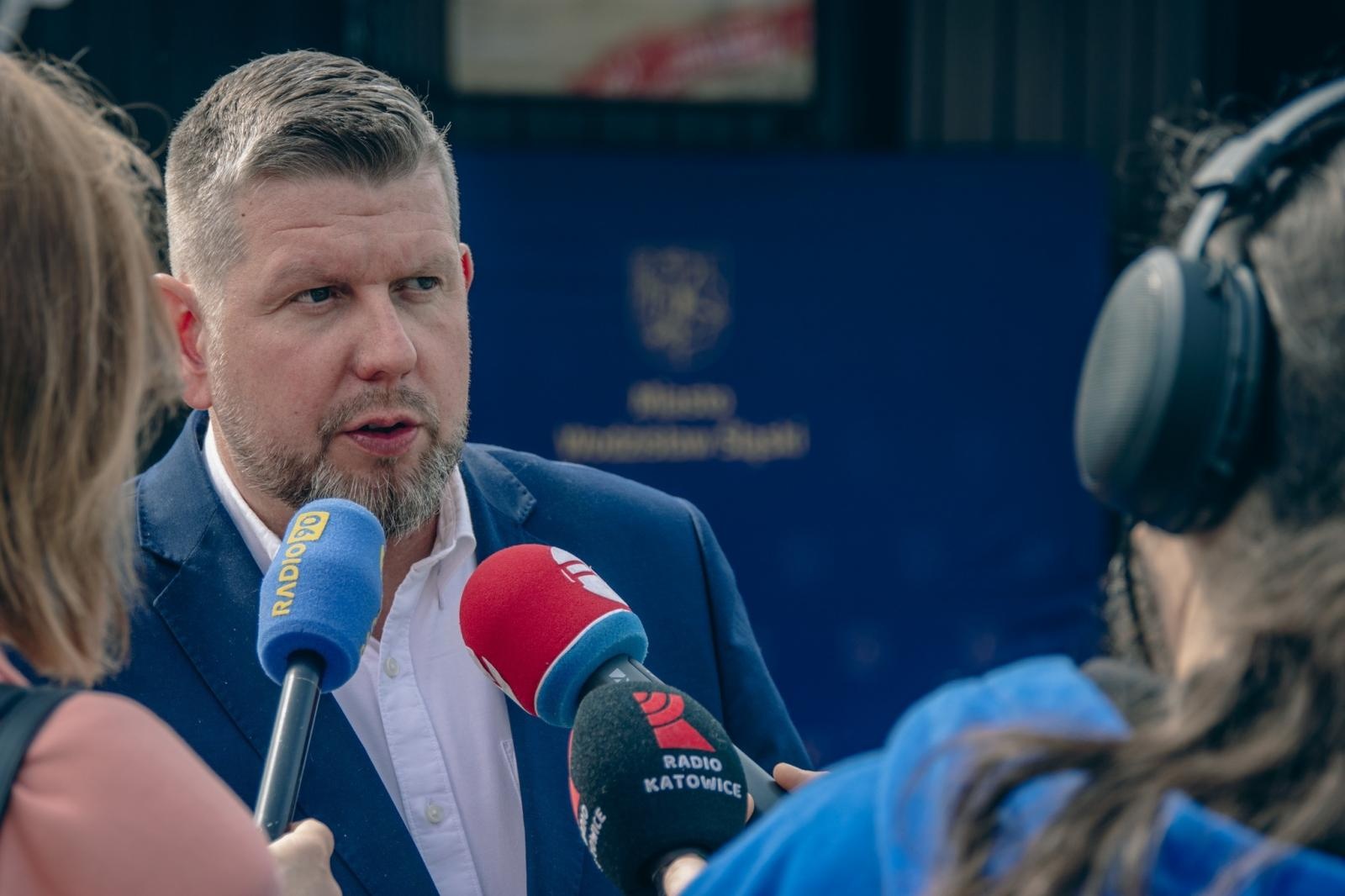 Zdjęcie w galerii na portalu naszwodzislaw.com: Na wodzisławskim rynku stanął Escape Truck wiadomości z regionu