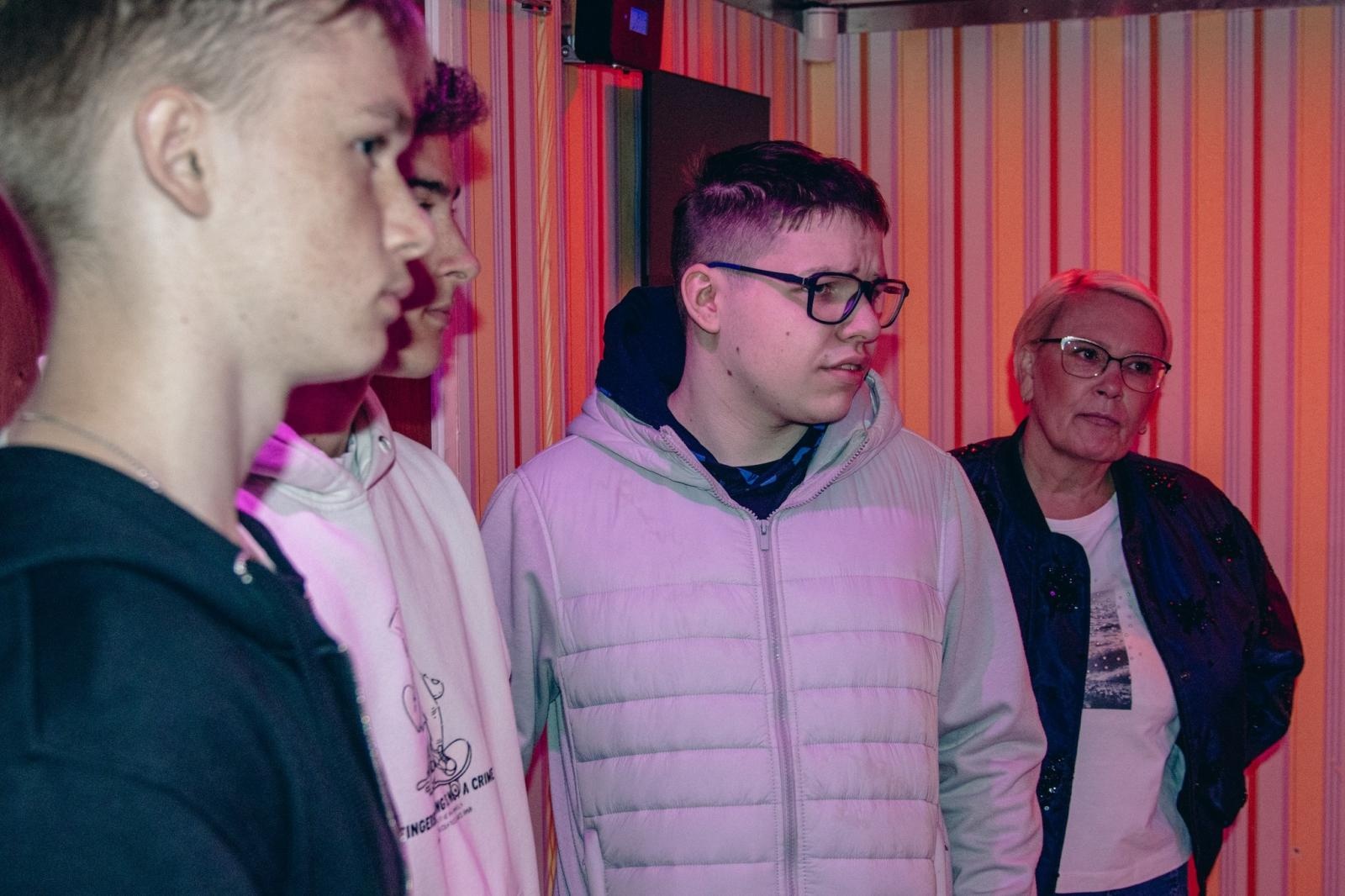 Zdjęcie w galerii na portalu naszwodzislaw.com: Na wodzisławskim rynku stanął Escape Truck wiadomości z regionu