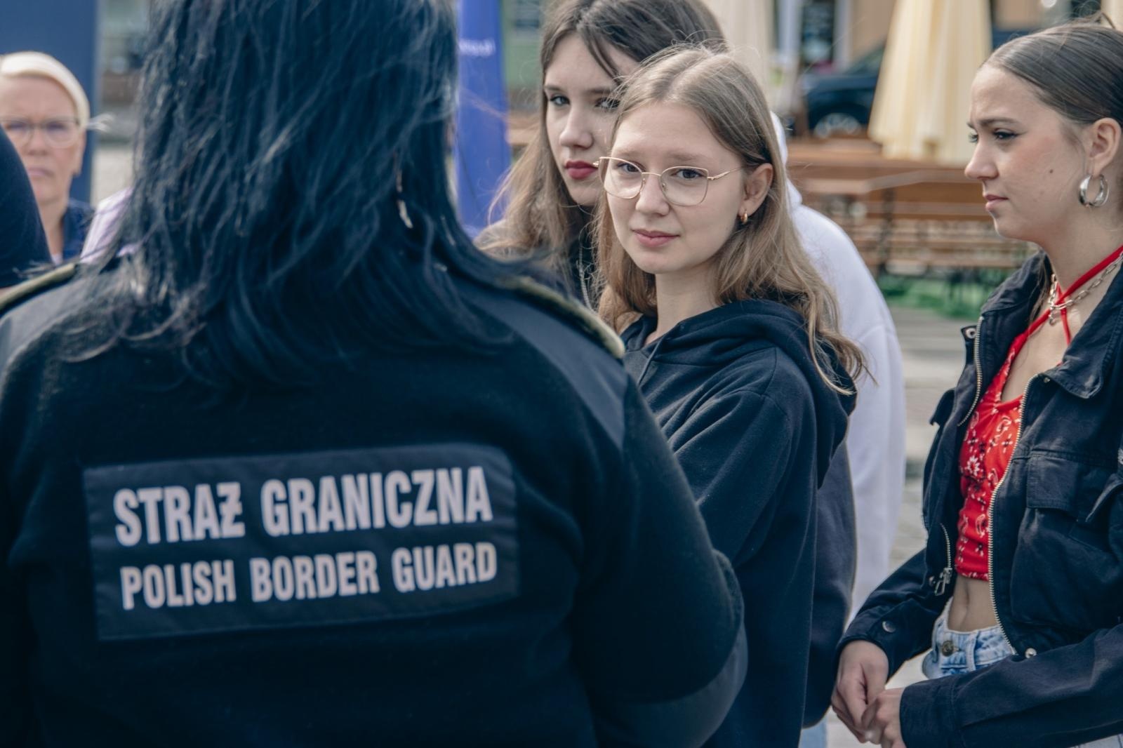 Zdjęcie w galerii na portalu naszwodzislaw.com: Na wodzisławskim rynku stanął Escape Truck wiadomości z regionu