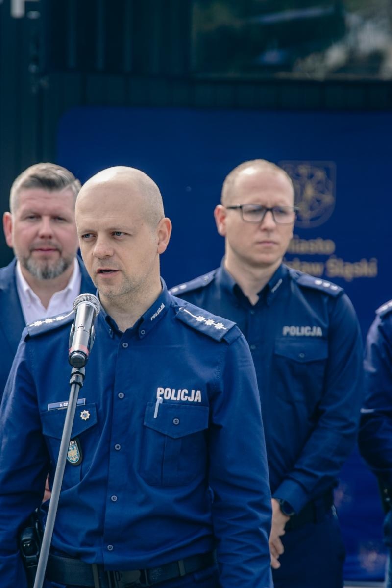 Zdjęcie w galerii na portalu naszwodzislaw.com: Na wodzisławskim rynku stanął Escape Truck wiadomości z regionu