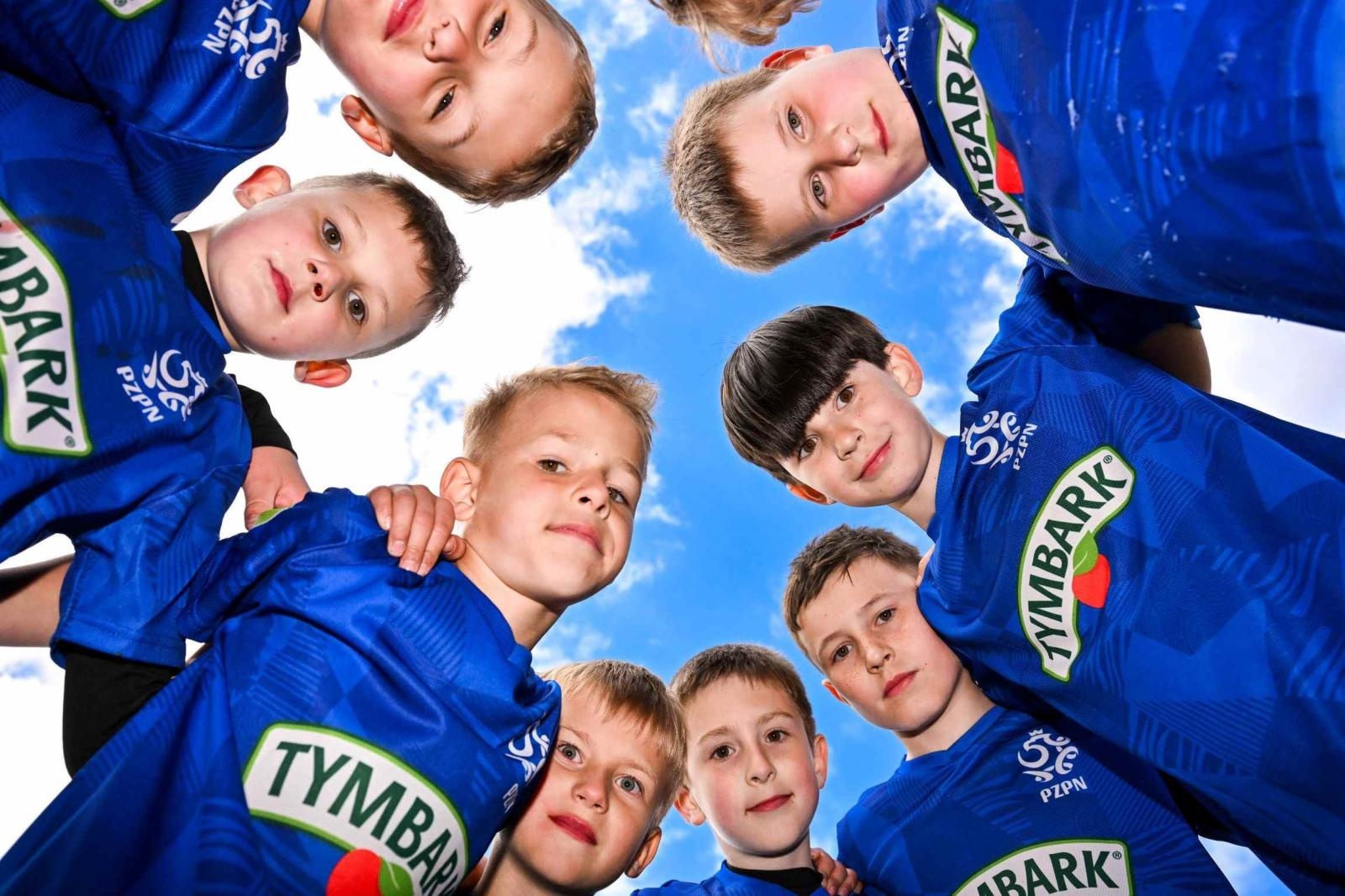 Zdjęcie w galerii na portalu naszwodzislaw.com: Znamy zwycięzców XXV edycji Śląskiego Finału Wojewódzkiego Pucharu Tymbarku wiadomości z regionu