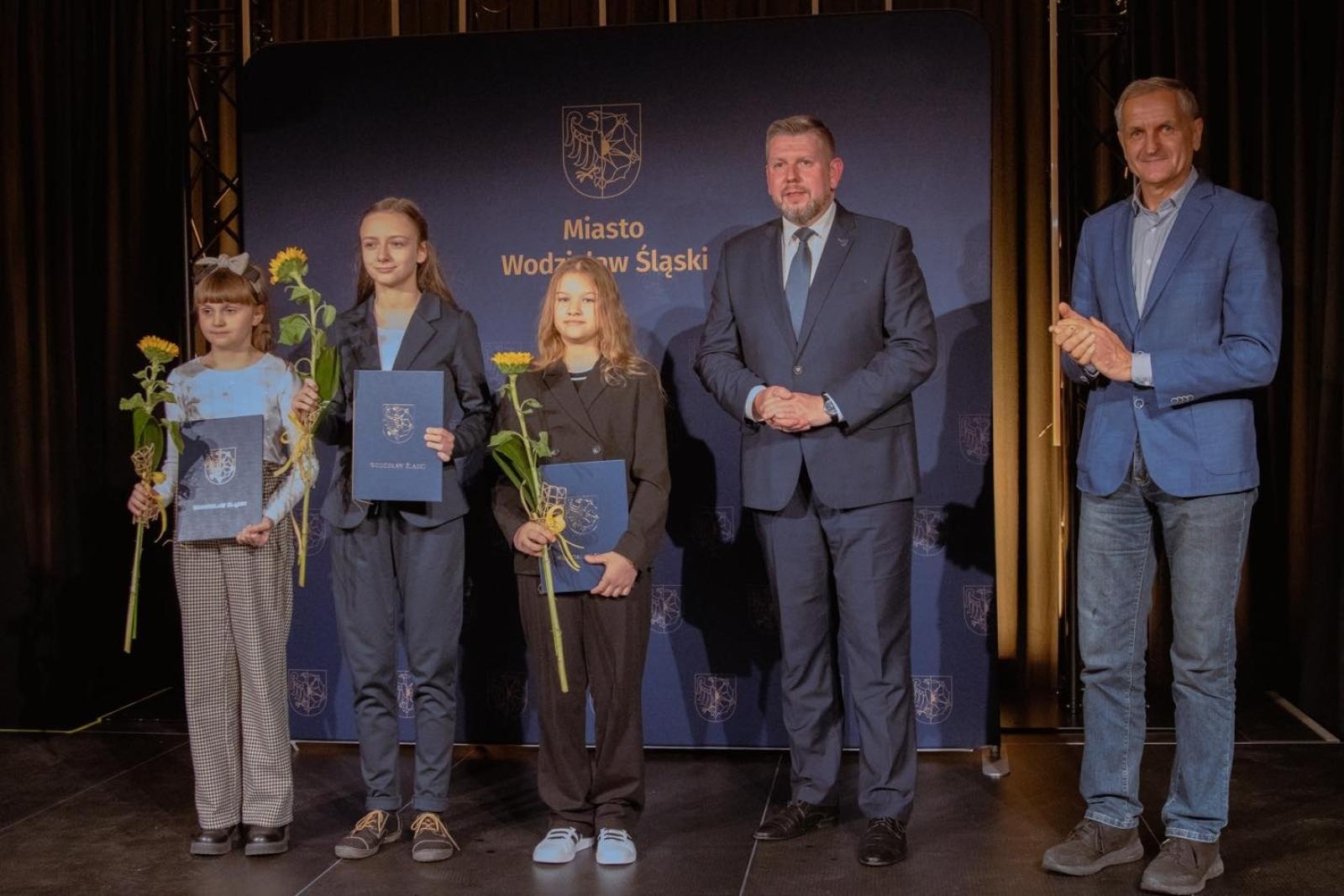 Zdjęcie w galerii na portalu naszwodzislaw.com: Nagrody i wyróżnienia za osiągnięcia sportowe przyznane [FOTO] wiadomości z regionu
