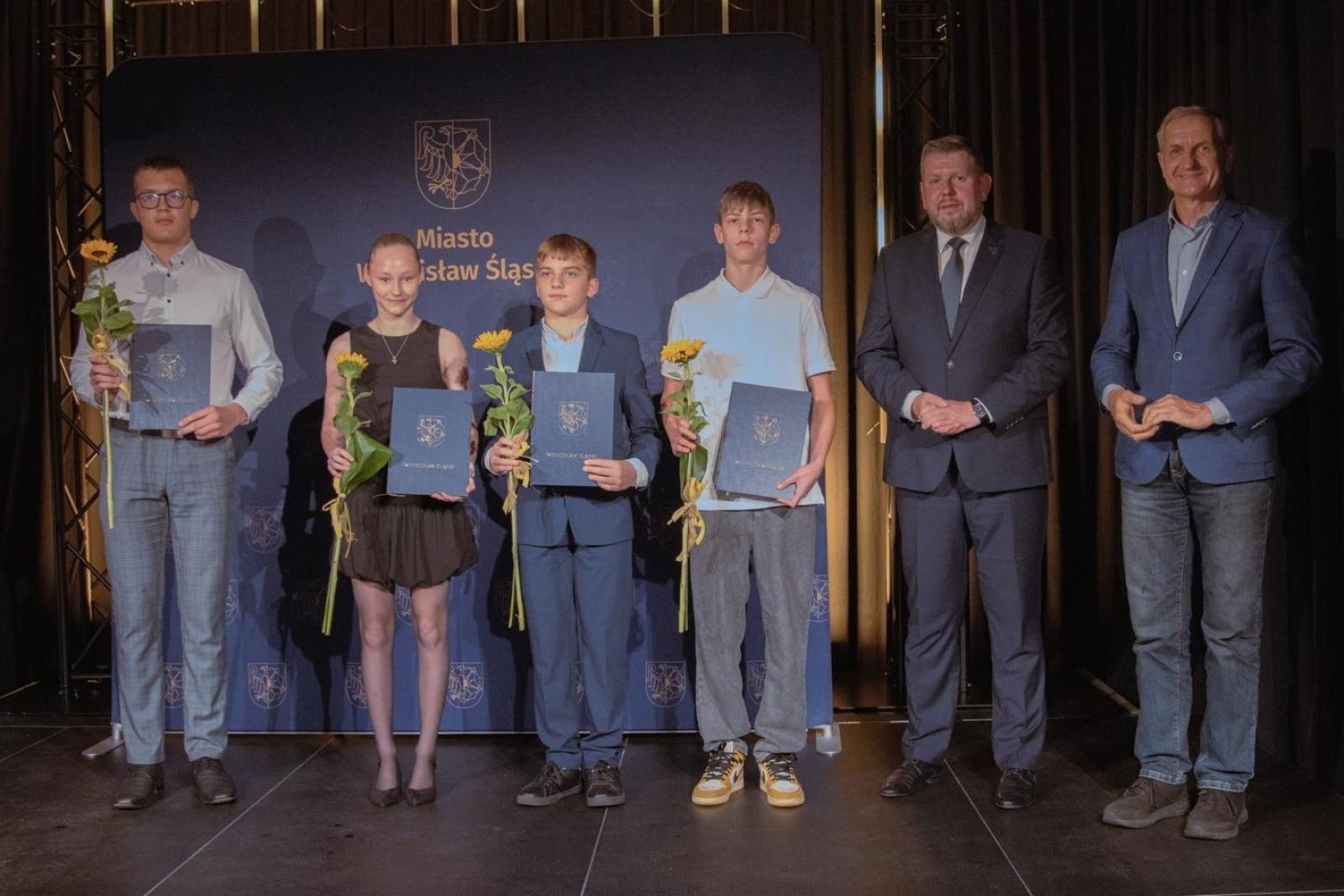 Zdjęcie w galerii na portalu naszwodzislaw.com: Nagrody i wyróżnienia za osiągnięcia sportowe przyznane [FOTO] wiadomości z regionu