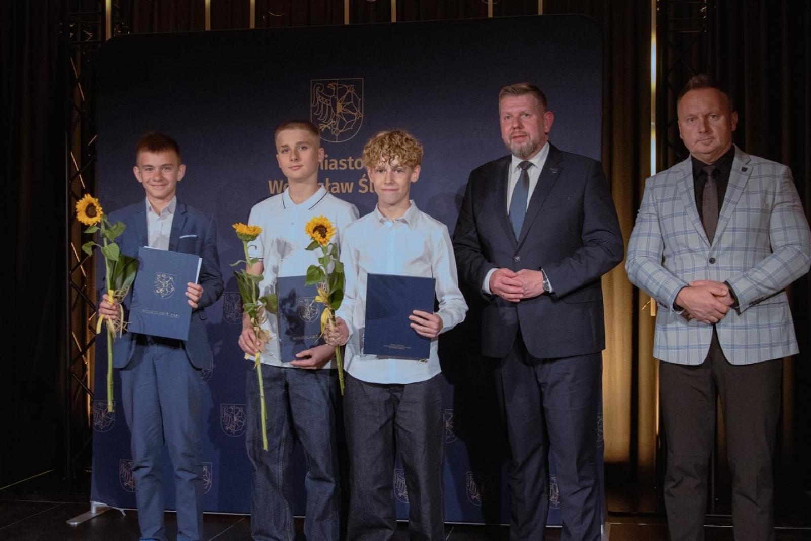 Zdjęcie w galerii na portalu naszwodzislaw.com: Nagrody i wyróżnienia za osiągnięcia sportowe przyznane [FOTO] wiadomości z regionu