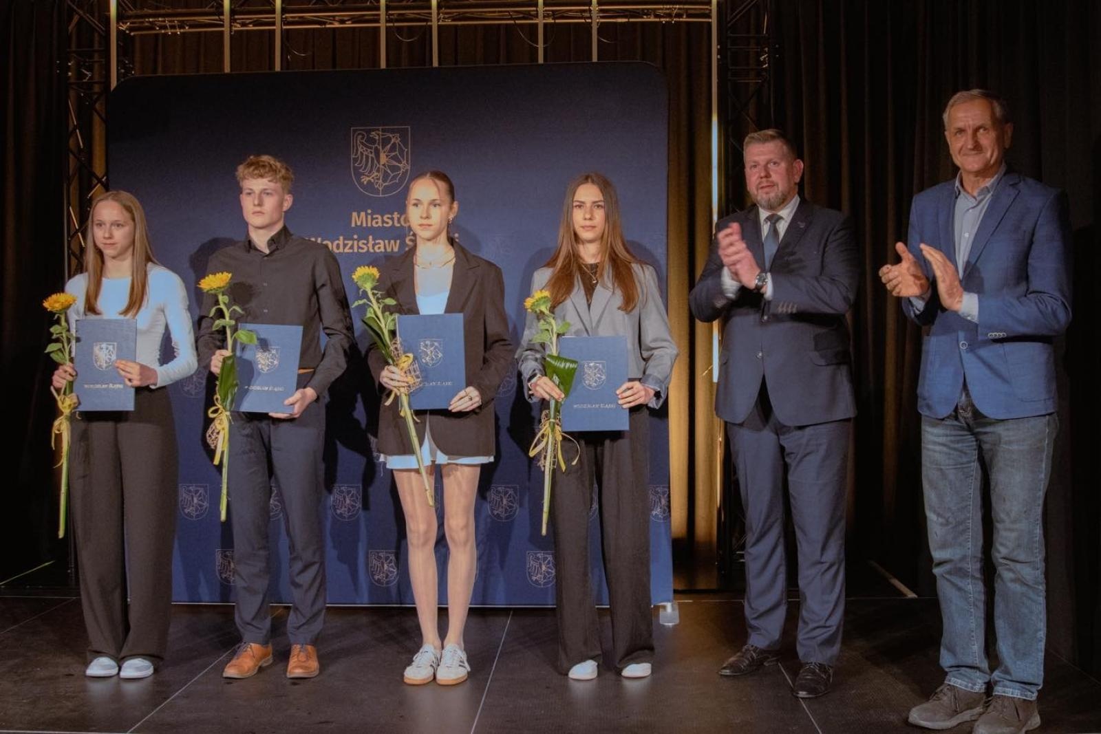 Zdjęcie w galerii na portalu naszwodzislaw.com: Nagrody i wyróżnienia za osiągnięcia sportowe przyznane [FOTO] wiadomości z regionu