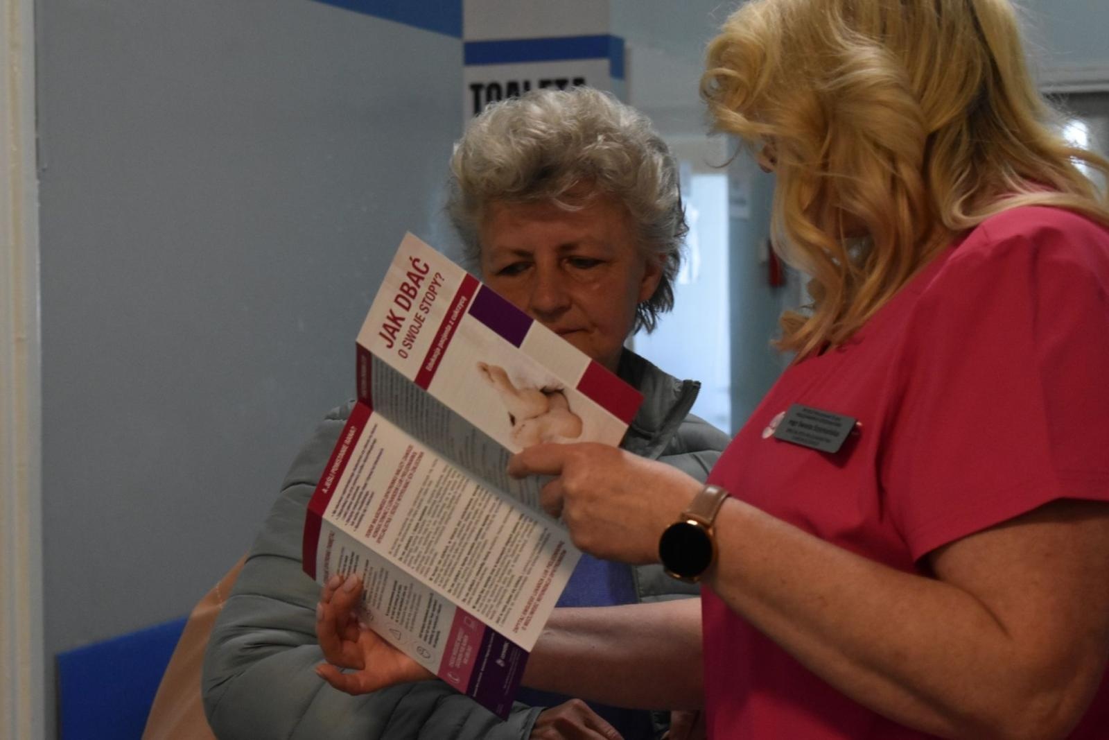 Zdjęcie w galerii na portalu naszwodzislaw.com: Zdrowie, edukacja i profilaktyka w jednym miejscu. Dzień Pacjenta Szpitala Powiatowego za nami wiadomości z regionu