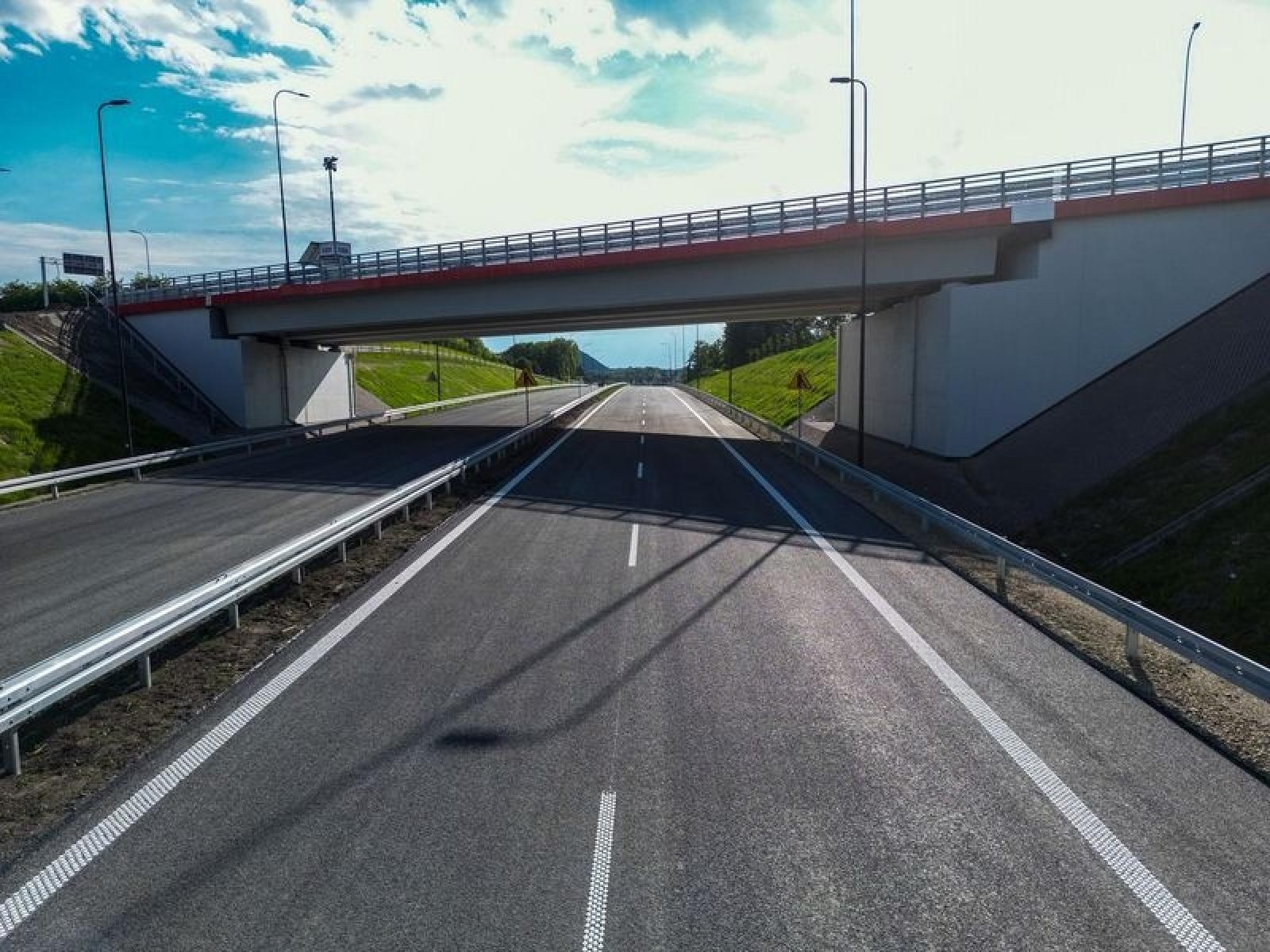 Zdjęcie w galerii na portalu naszwodzislaw.com: Finisz na Drodze Regionalnej  wiadomości z regionu