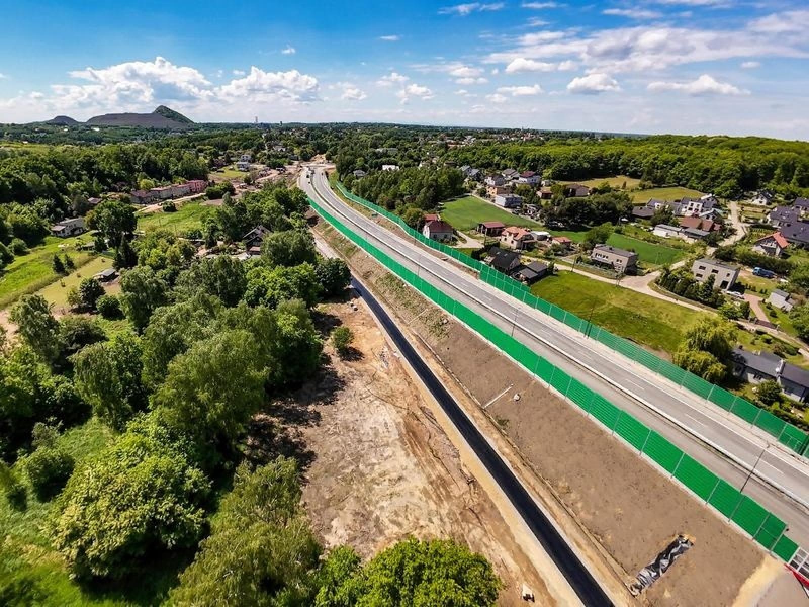 Zdjęcie w galerii na portalu naszwodzislaw.com: Finisz na Drodze Regionalnej  wiadomości z regionu