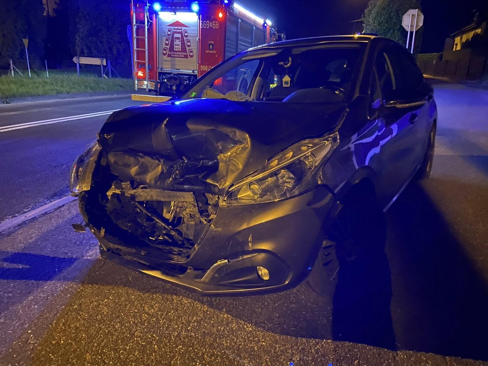 Zdjęcie w galerii na portalu naszwodzislaw.com: Czołówka na skrzyżowaniu Raciborskiej i Bogumińskiej w Gorzycach wiadomości z regionu