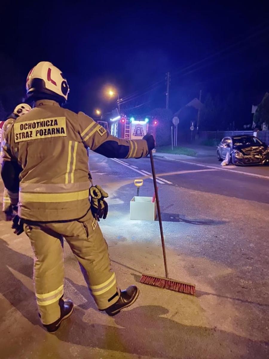 Zdjęcie w galerii na portalu naszwodzislaw.com: Czołówka na skrzyżowaniu Raciborskiej i Bogumińskiej w Gorzycach wiadomości z regionu