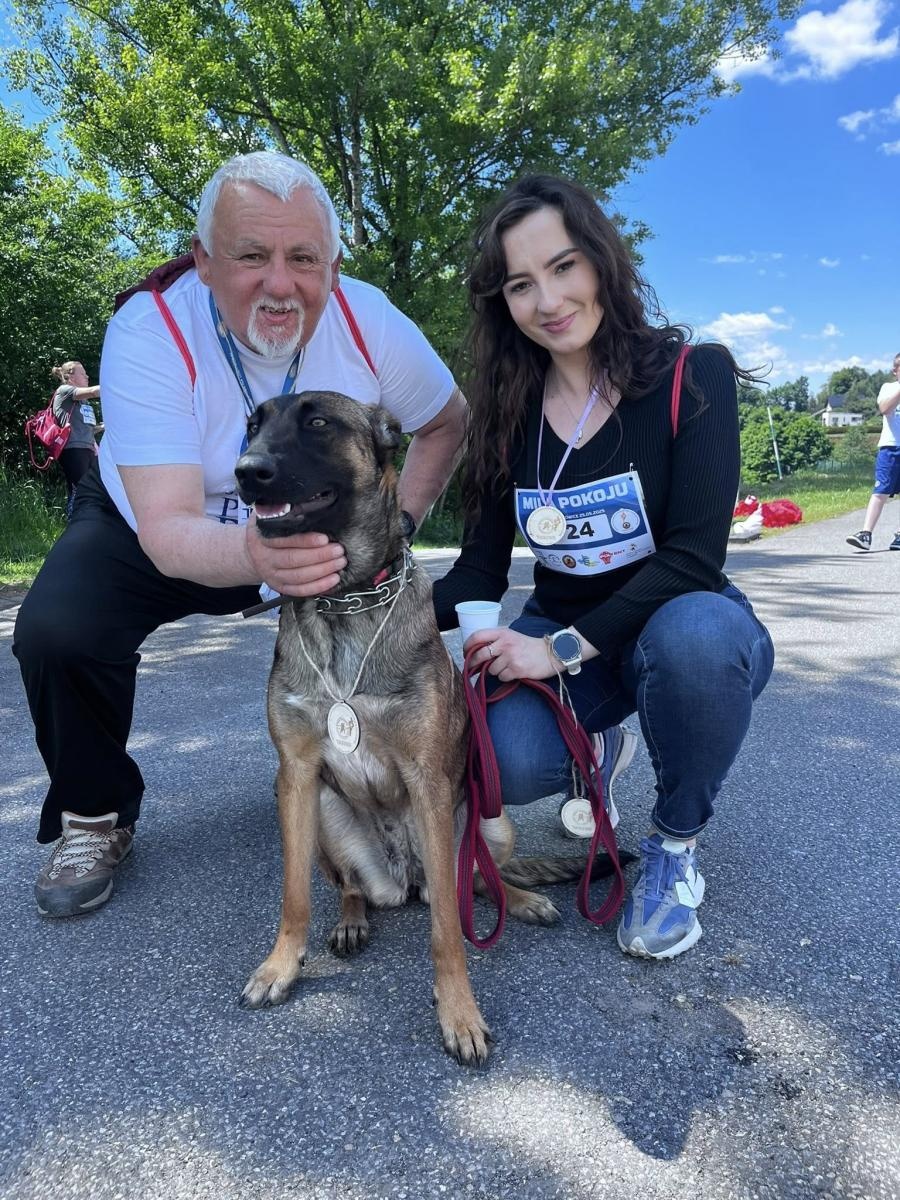 Zdjęcie w galerii na portalu naszwodzislaw.com: Bieg Pokoju zawitał do Gminy Godów [FOTO] wiadomości z regionu