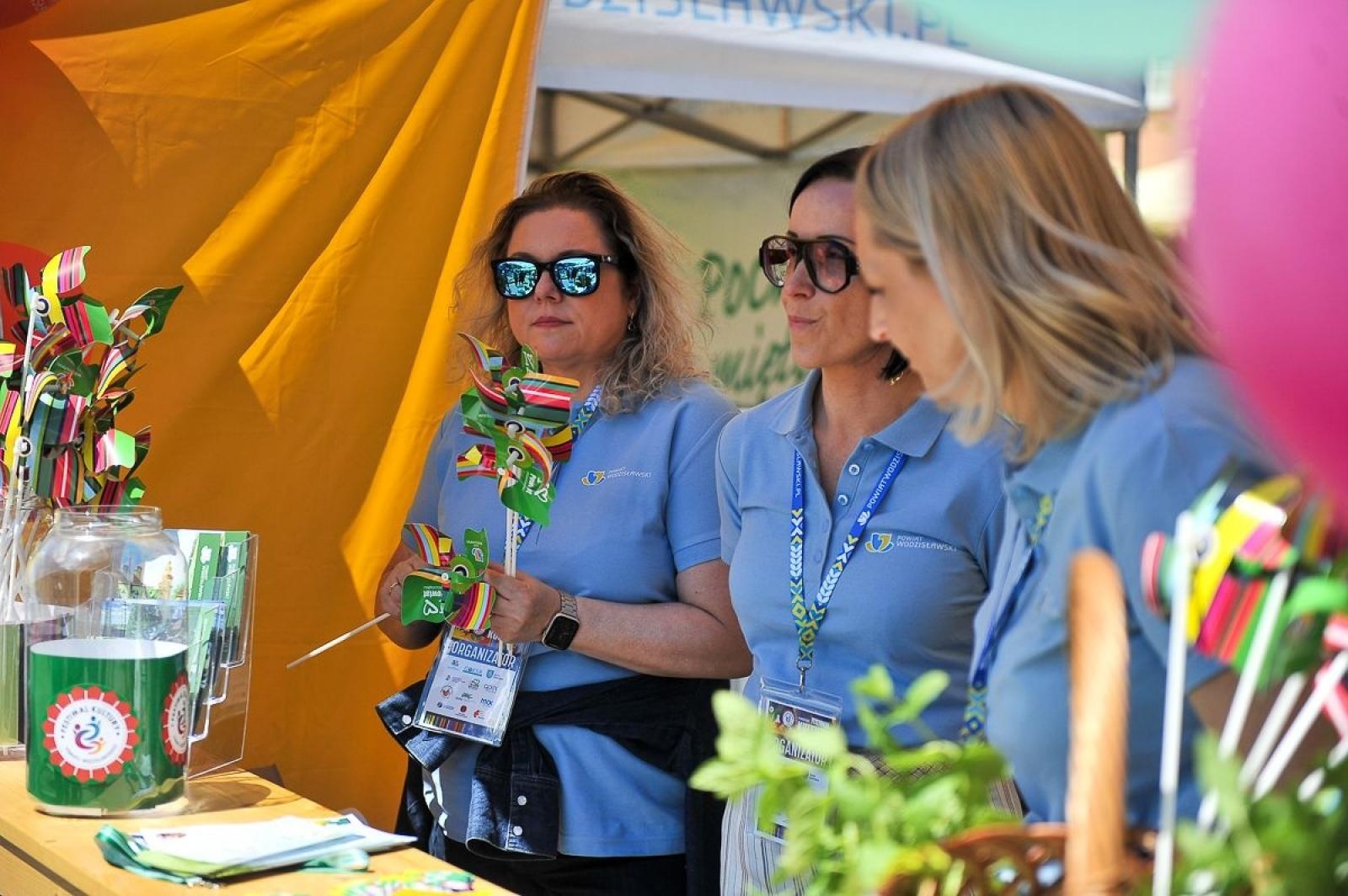 Zdjęcie w galerii na portalu naszwodzislaw.com: Powiatowy Festiwal Kultury 2025. Święto tradycji, talentów i zabawy za nami wiadomości z regionu