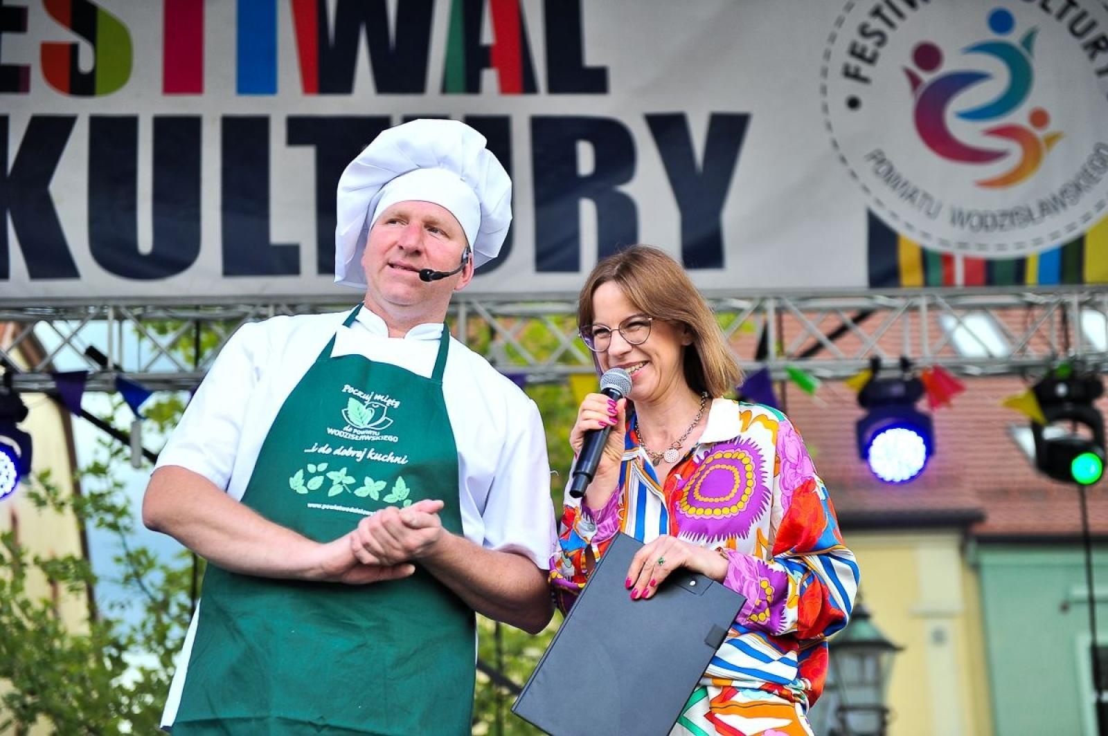 Zdjęcie w galerii na portalu naszwodzislaw.com: Powiatowy Festiwal Kultury 2025. Święto tradycji, talentów i zabawy za nami wiadomości z regionu