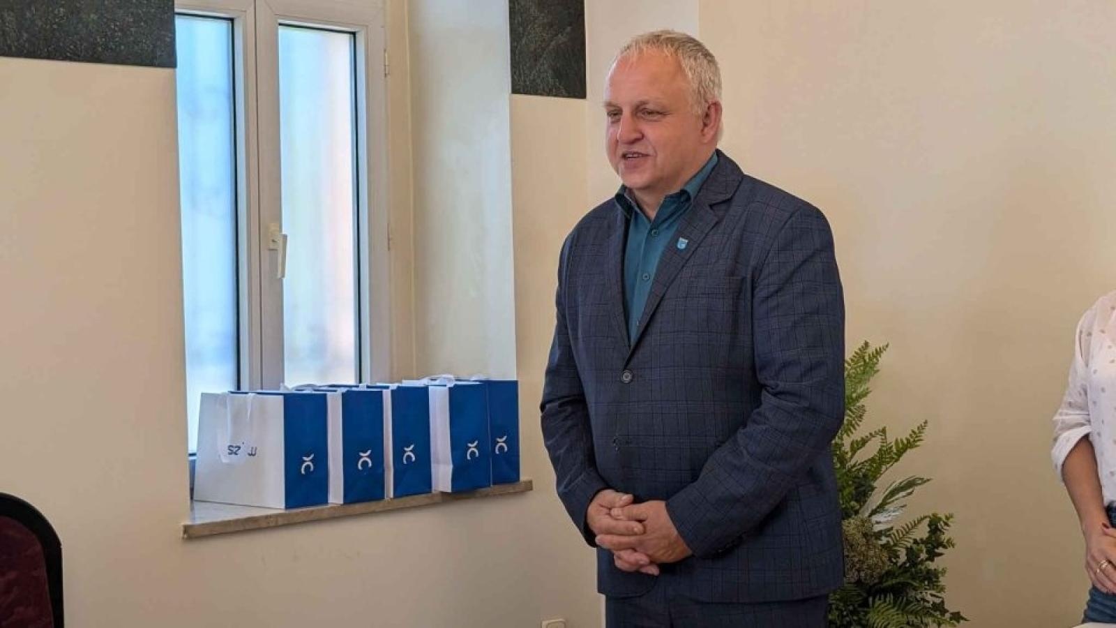 Zdjęcie w galerii na portalu naszwodzislaw.com: Pszów. Wręczono nagrody za osiągnięcia sportowe 2024 wiadomości z regionu