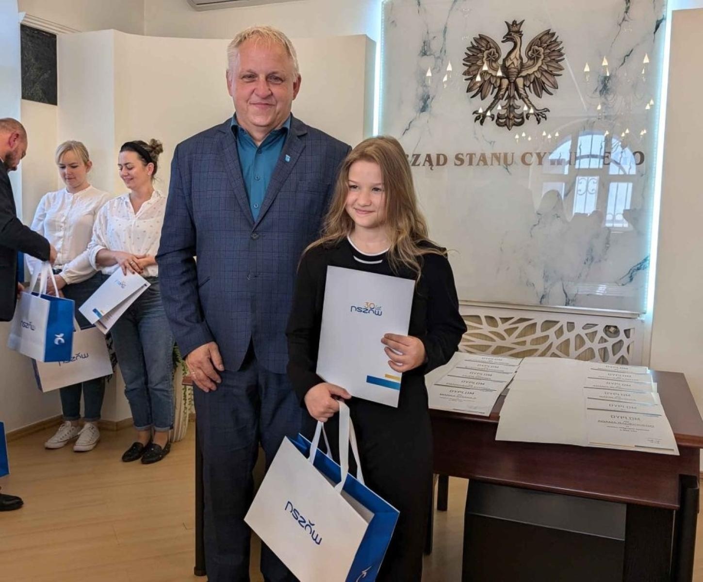 Zdjęcie w galerii na portalu naszwodzislaw.com: Pszów. Wręczono nagrody za osiągnięcia sportowe 2024 wiadomości z regionu