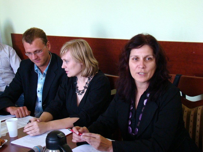 Zdjęcie w galerii na portalu naszwodzislaw.com: Bierna młodzież czy nieudolni dorośli wiadomości z regionu