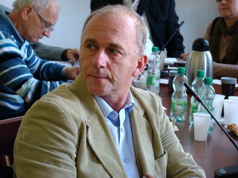 Zdjęcie w galerii na portalu naszwodzislaw.com: Bierna młodzież czy nieudolni dorośli wiadomości z regionu