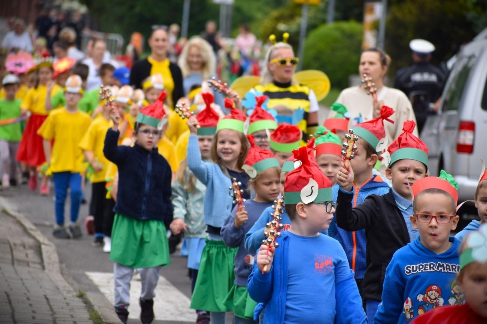 Zdjęcie w galerii na portalu naszwodzislaw.com: Bo bezpieczeństwo ważna sprawa! Za nami piknik w Radlinie [FOTO] wiadomości z regionu