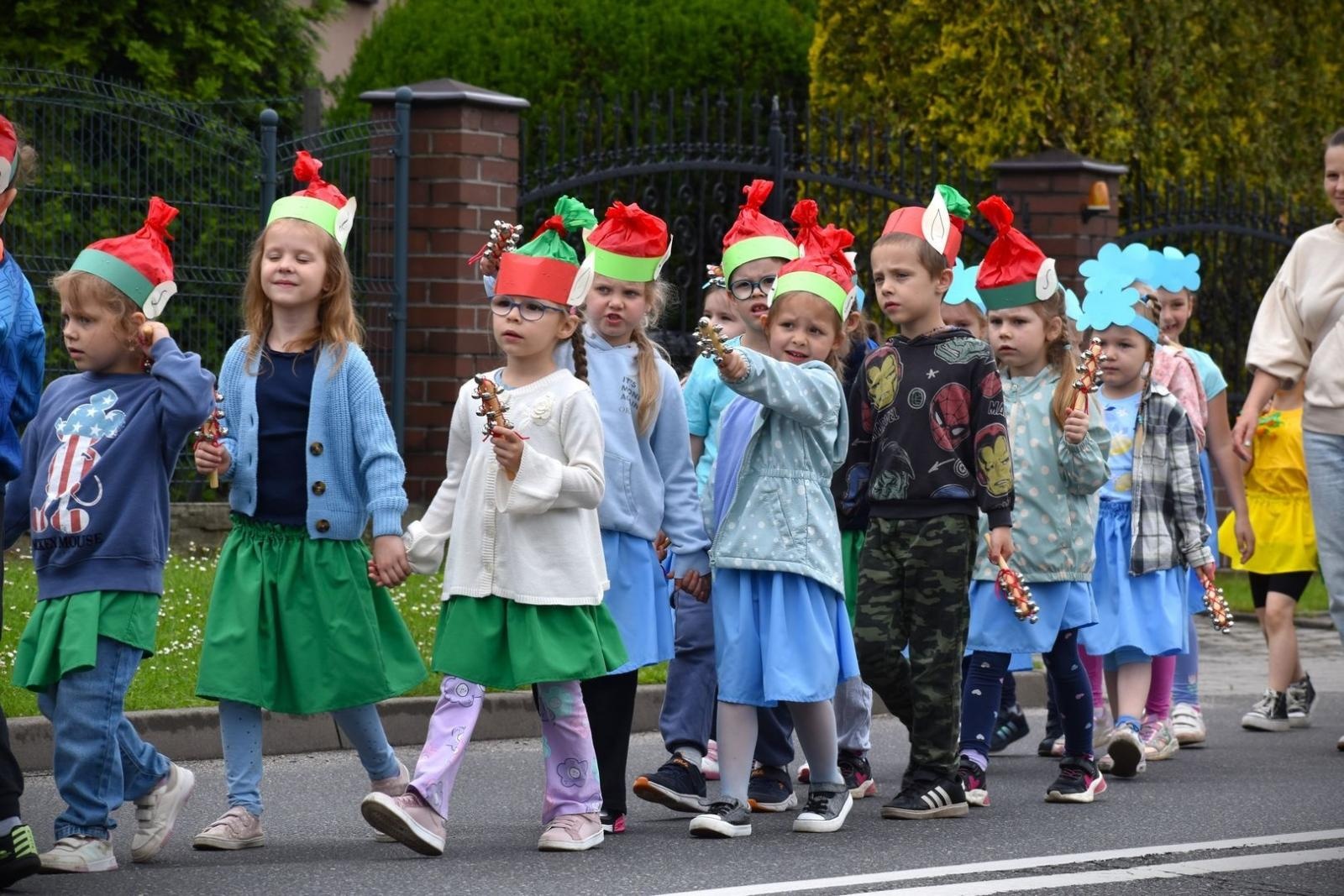 Zdjęcie w galerii na portalu naszwodzislaw.com: Bo bezpieczeństwo ważna sprawa! Za nami piknik w Radlinie [FOTO] wiadomości z regionu