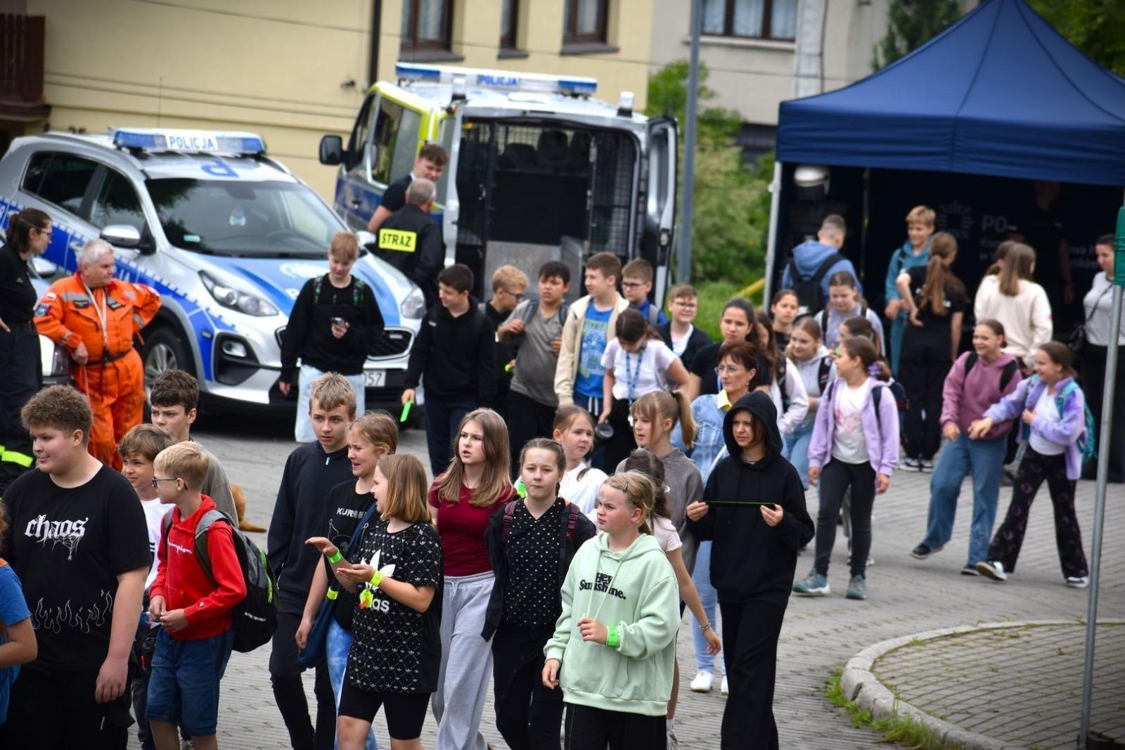 Zdjęcie w galerii na portalu naszwodzislaw.com: Bo bezpieczeństwo ważna sprawa! Za nami piknik w Radlinie [FOTO] wiadomości z regionu