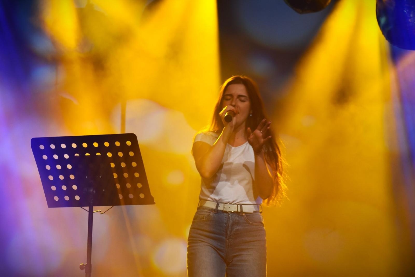 Zdjęcie w galerii na portalu naszwodzislaw.com: Dzieci podziękowały rodzicom w wyjątkowym koncercie wiadomości z regionu