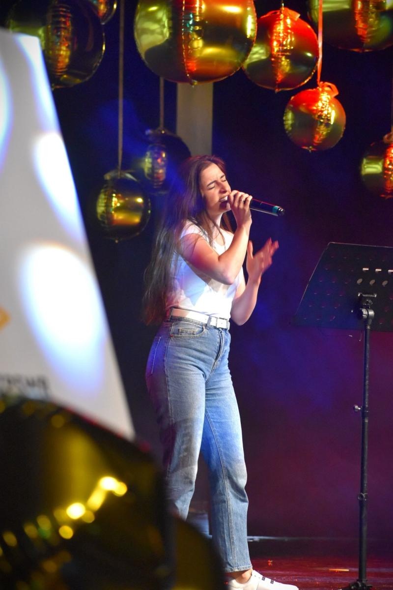 Zdjęcie w galerii na portalu naszwodzislaw.com: Dzieci podziękowały rodzicom w wyjątkowym koncercie wiadomości z regionu