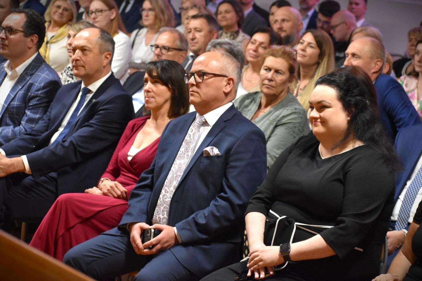 Zdjęcie w galerii na portalu naszwodzislaw.com: Nowa era edukacji zawodowej w Powiecie Wodzisławskim. Otwarto Branżowe Centrum Umiejętności w dziedzinie robotyki [FOTO i WIDEO] wiadomości z regionu